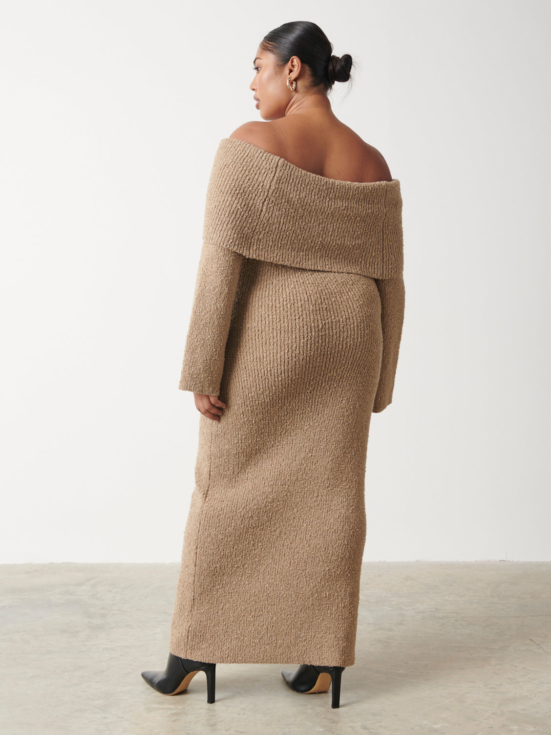 Elodie Midaxi Bardot Knit Dress Curve - Mushroom