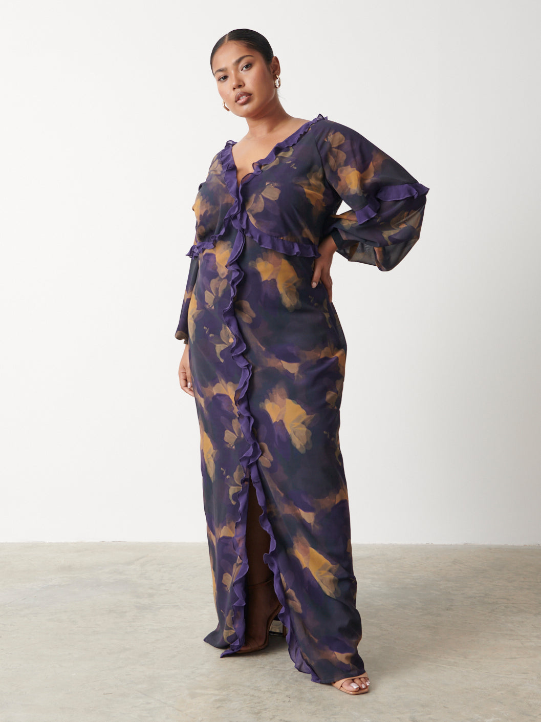 Francesca Frill Maxi Dress Curve - Dark Amethyst & Saffron Floral
