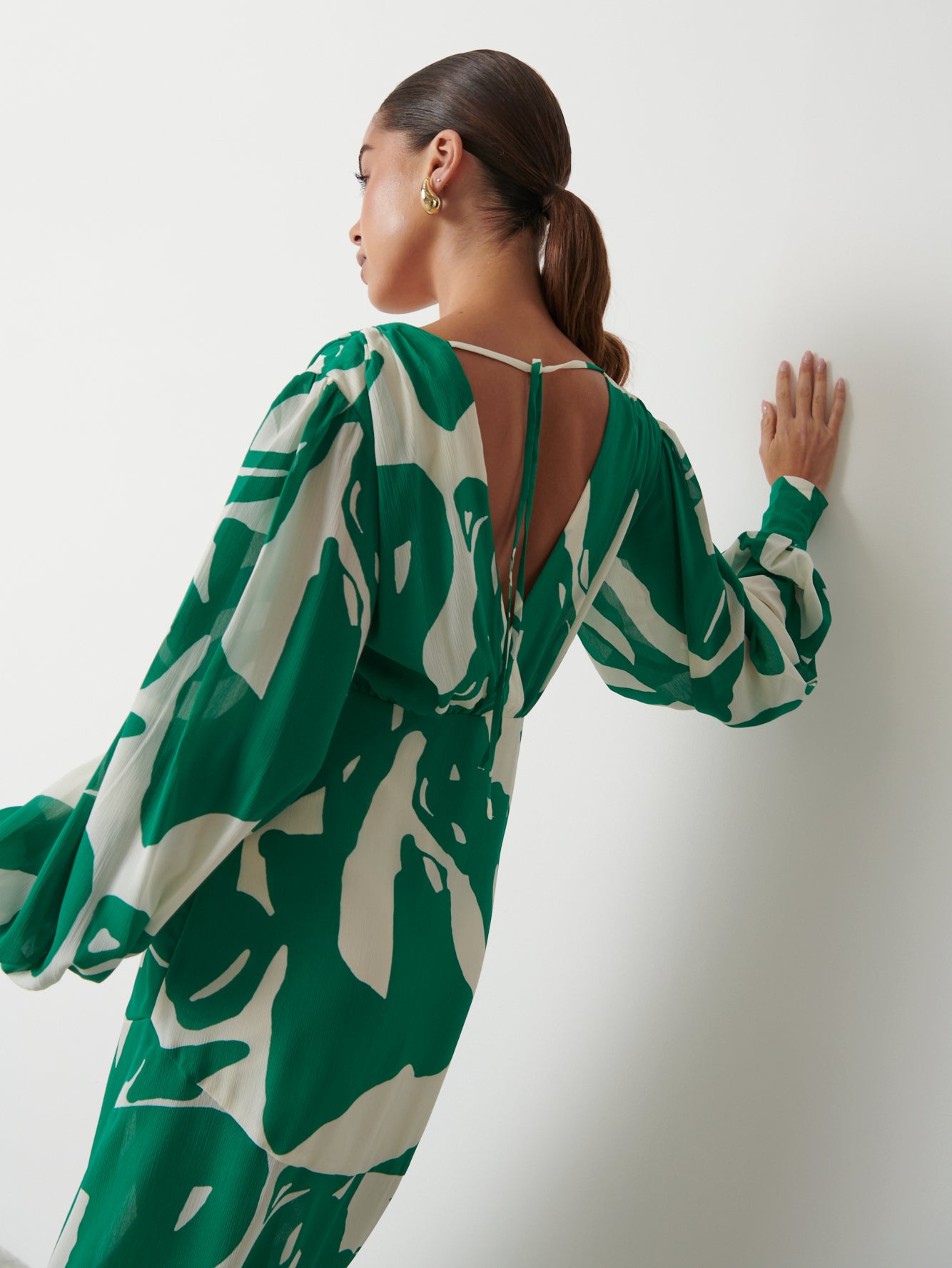 Lilianna Backless Balloon Sleeve Printed Dress - Green Abstract