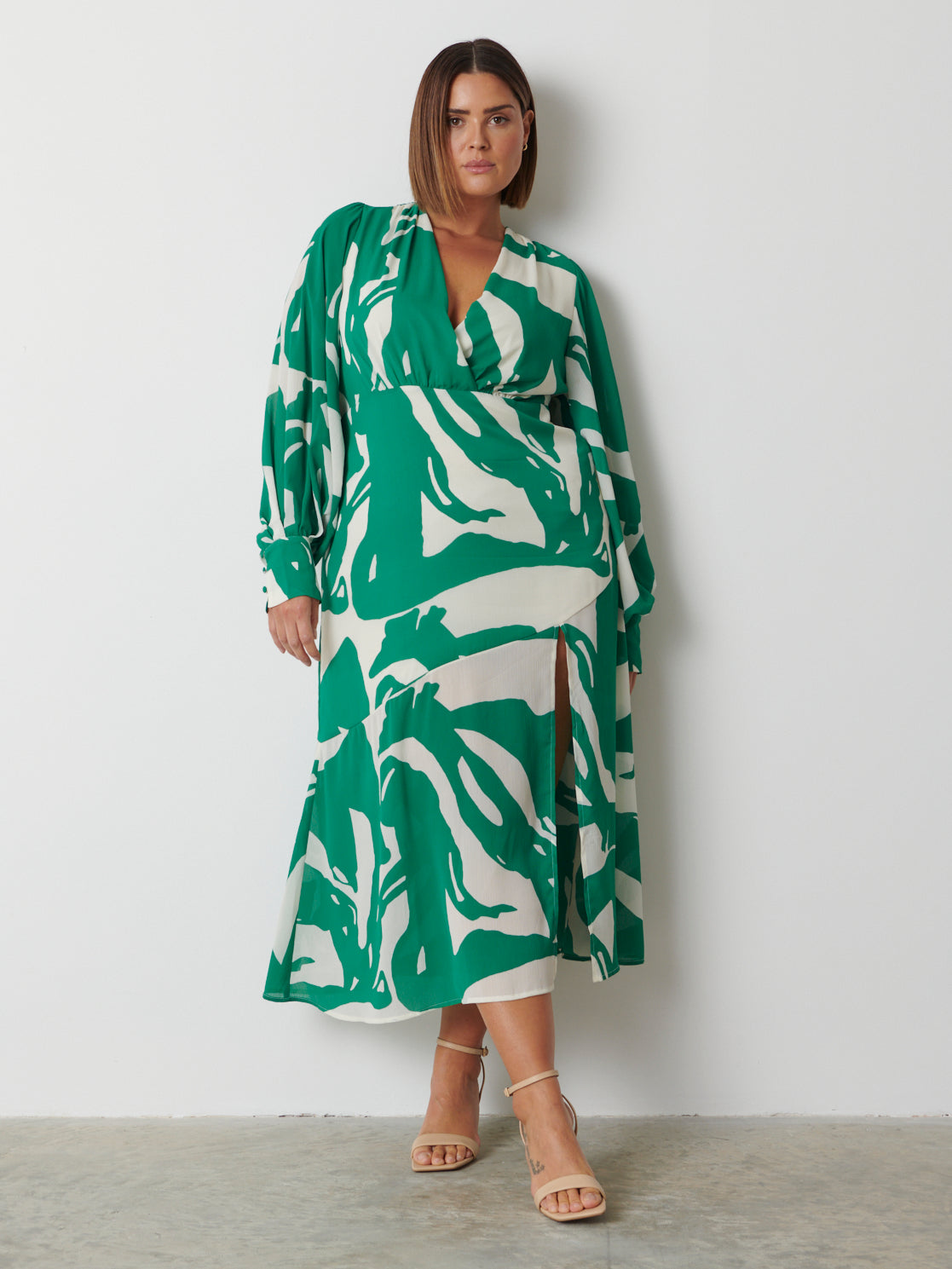 Lilianna Backless Balloon Sleeve Printed Dress Curve - Green Abstract