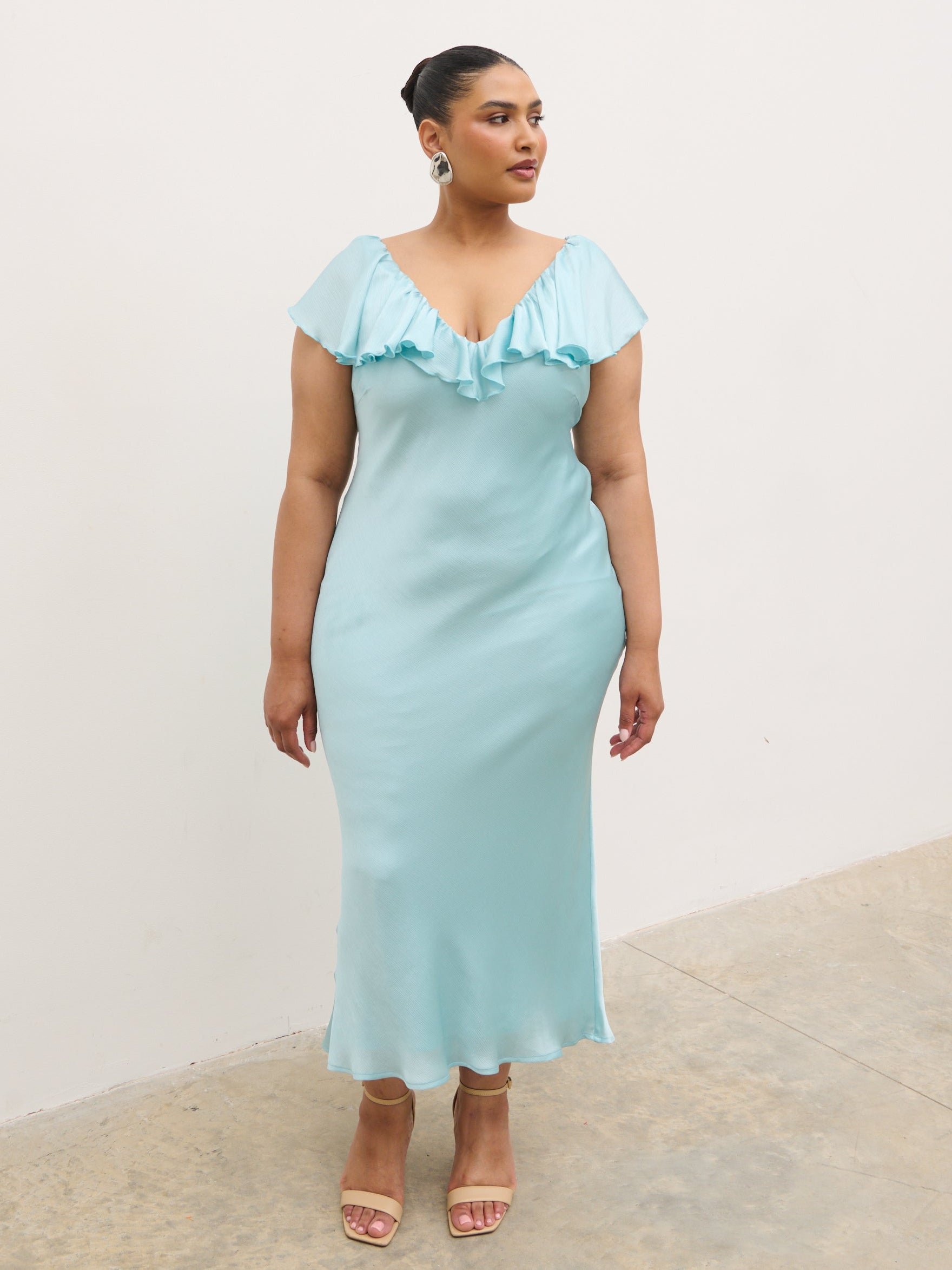 Adina Midaxi Dress Curve - Seaspray Blue Adina Midaxi Dress Curve - Seaspray Blue