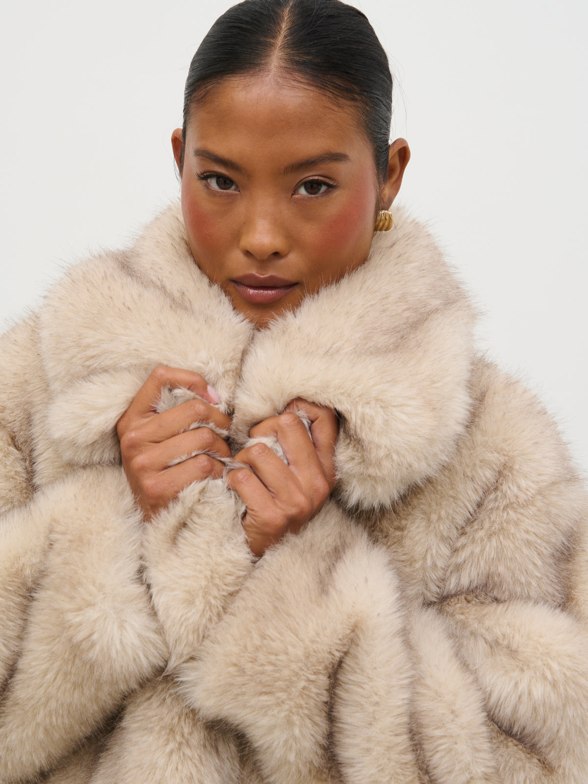 Agatha Short Faux Fur Coat - Beige Marl – Pretty Lavish