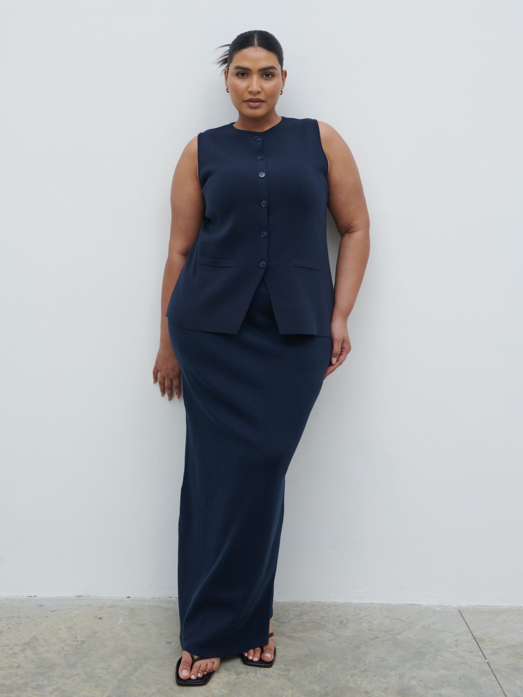 Alba Knit Waistcoat Curve - Navy