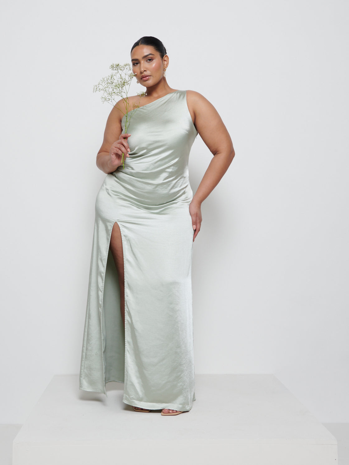 Amelia Ruched Maxi Bridesmaid Dress Curve - Sage