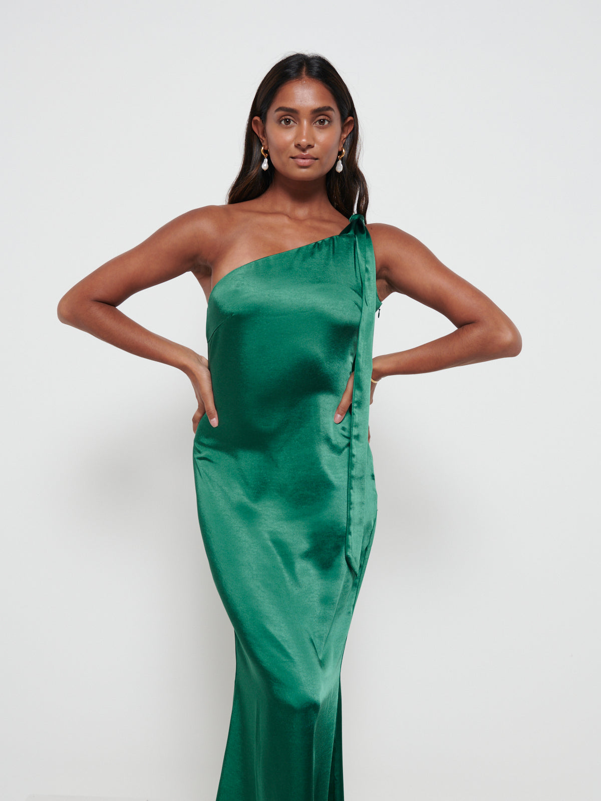 Amelia Tie Maxi Bridesmaid Dress - Matte Emerald – Pretty Lavish