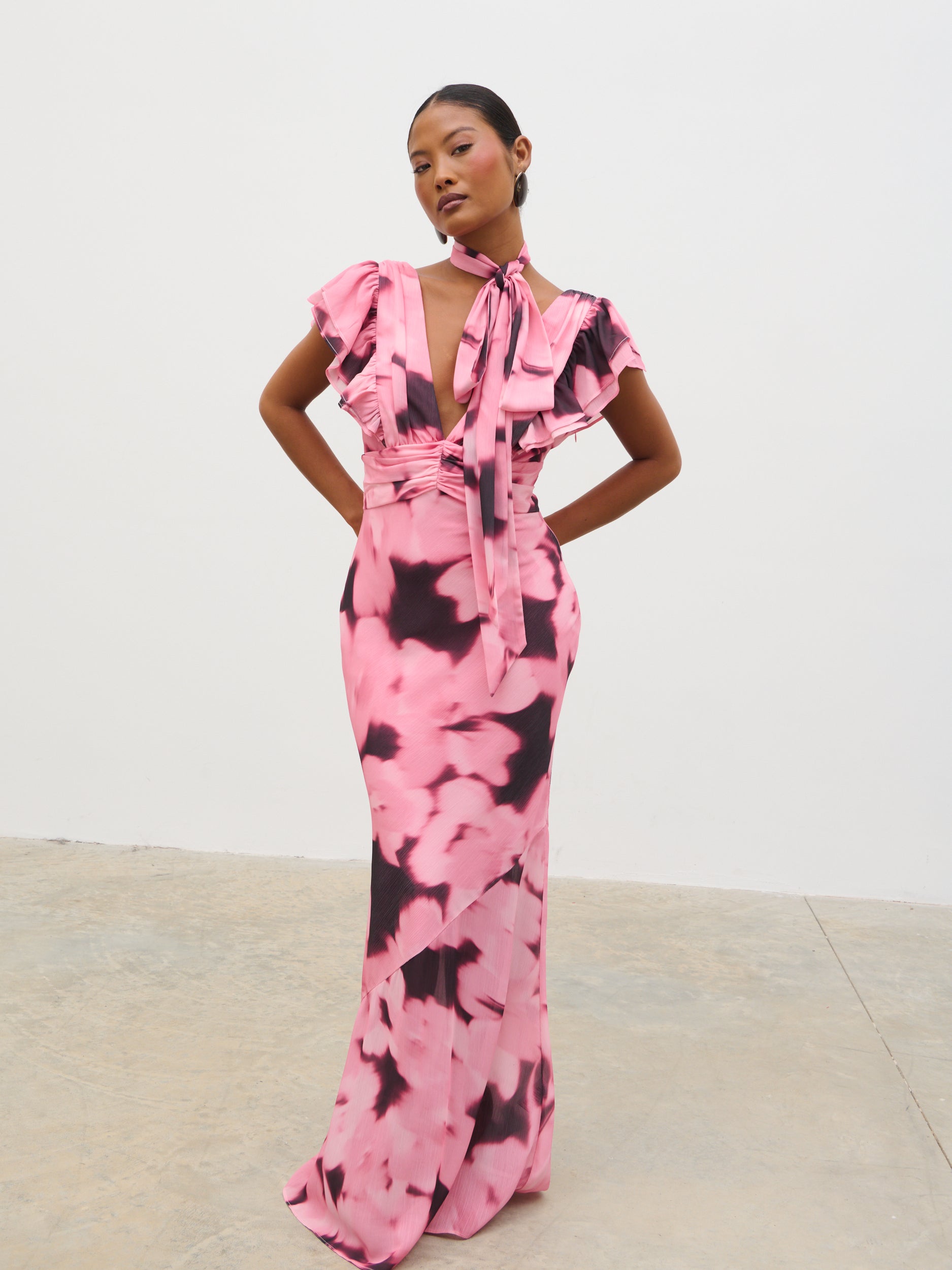 Andi V-Neck Frill Maxi Dress - Blush Watercolour Floral – Pretty