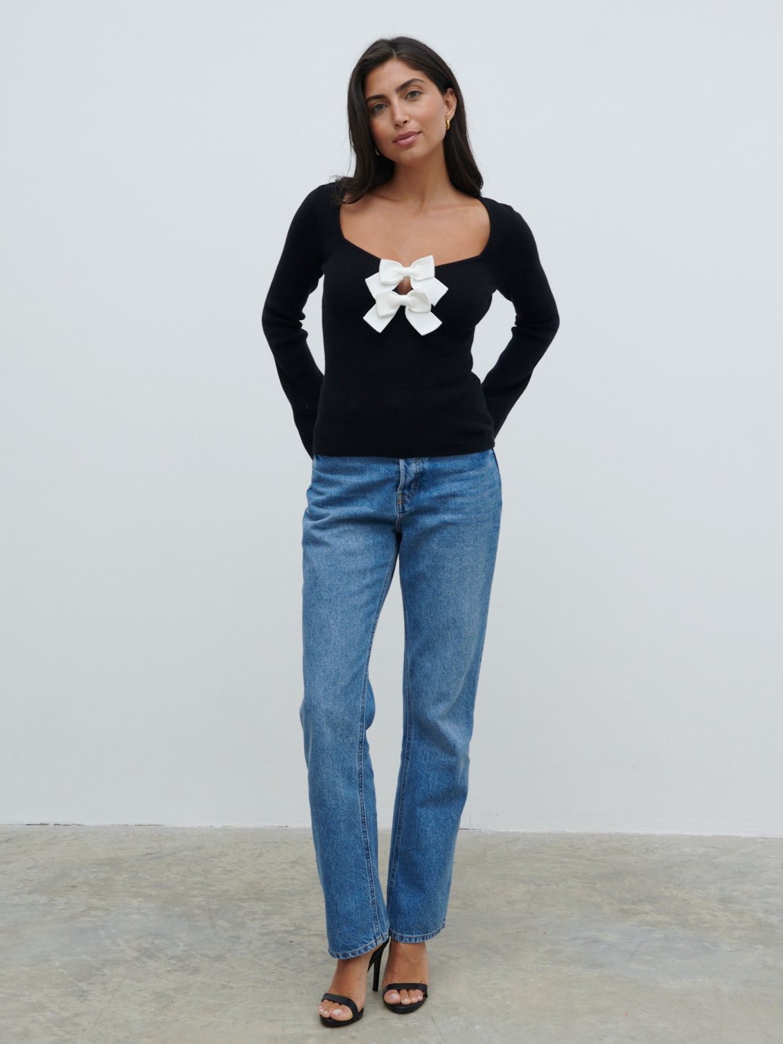 Annabeth Bow Knit Top - Black with Cream Bows