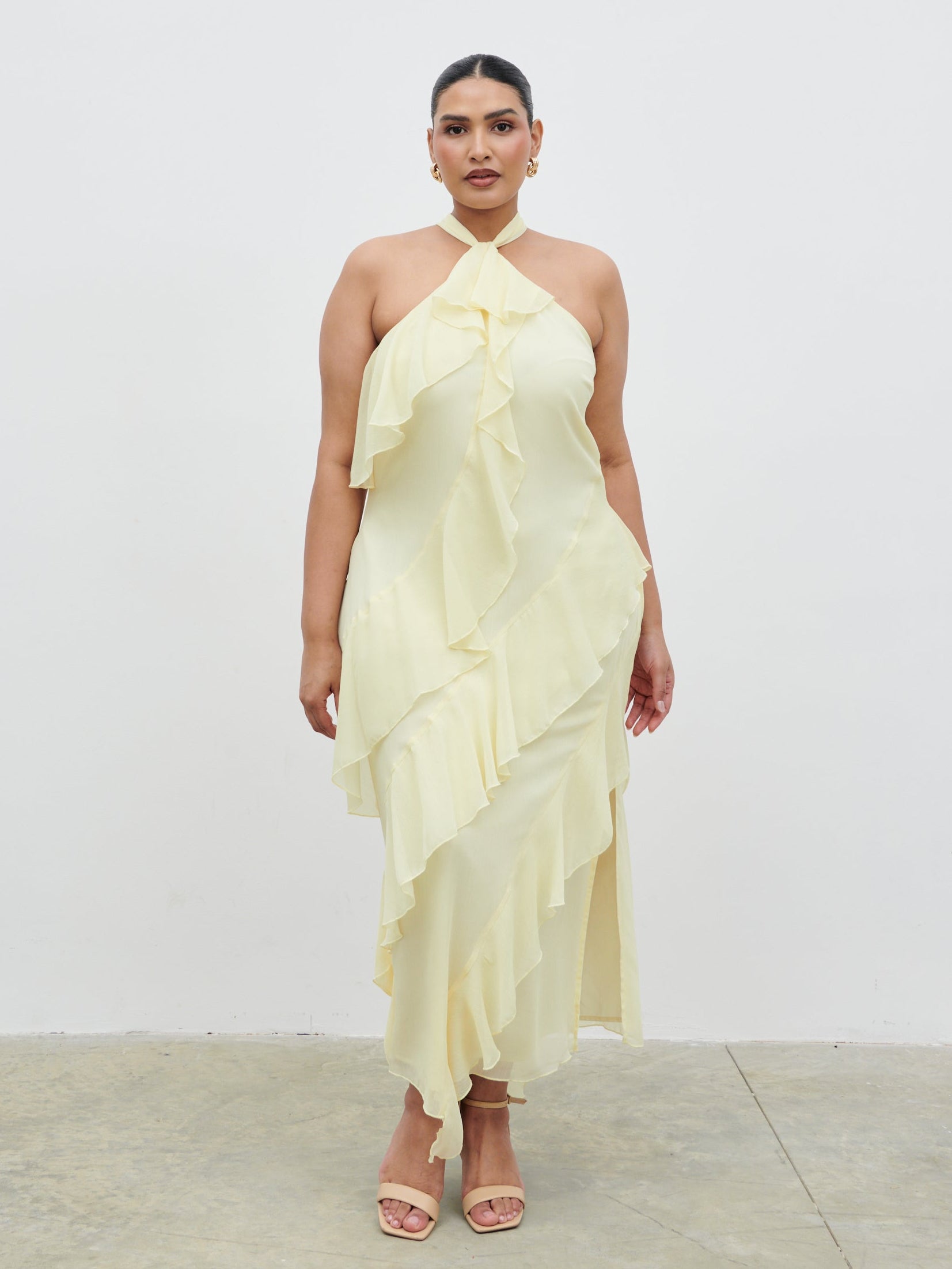 Aria Halterneck Ruffle Midaxi Dress Curve - Lemon Aria Halterneck Ruffle Midaxi Dress Curve - Lemon