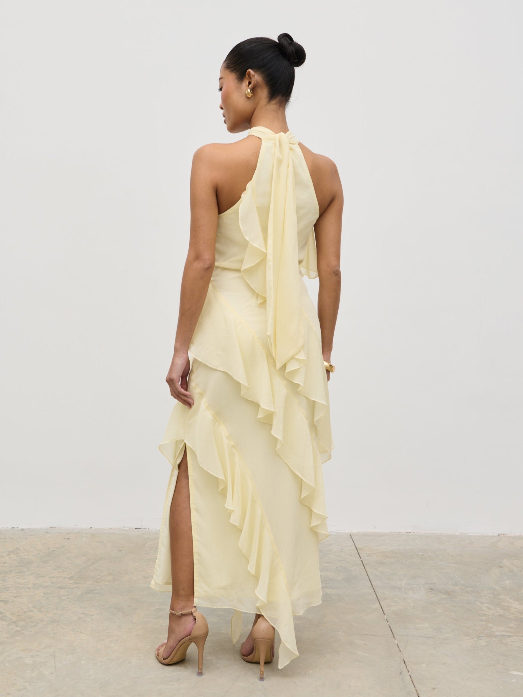 Aria Halterneck Chiffon Midaxi Dress for Wedding Guests | Pretty Lavish Aria Halterneck Chiffon Midaxi Dress for Wedding Guests | Pretty Lavish