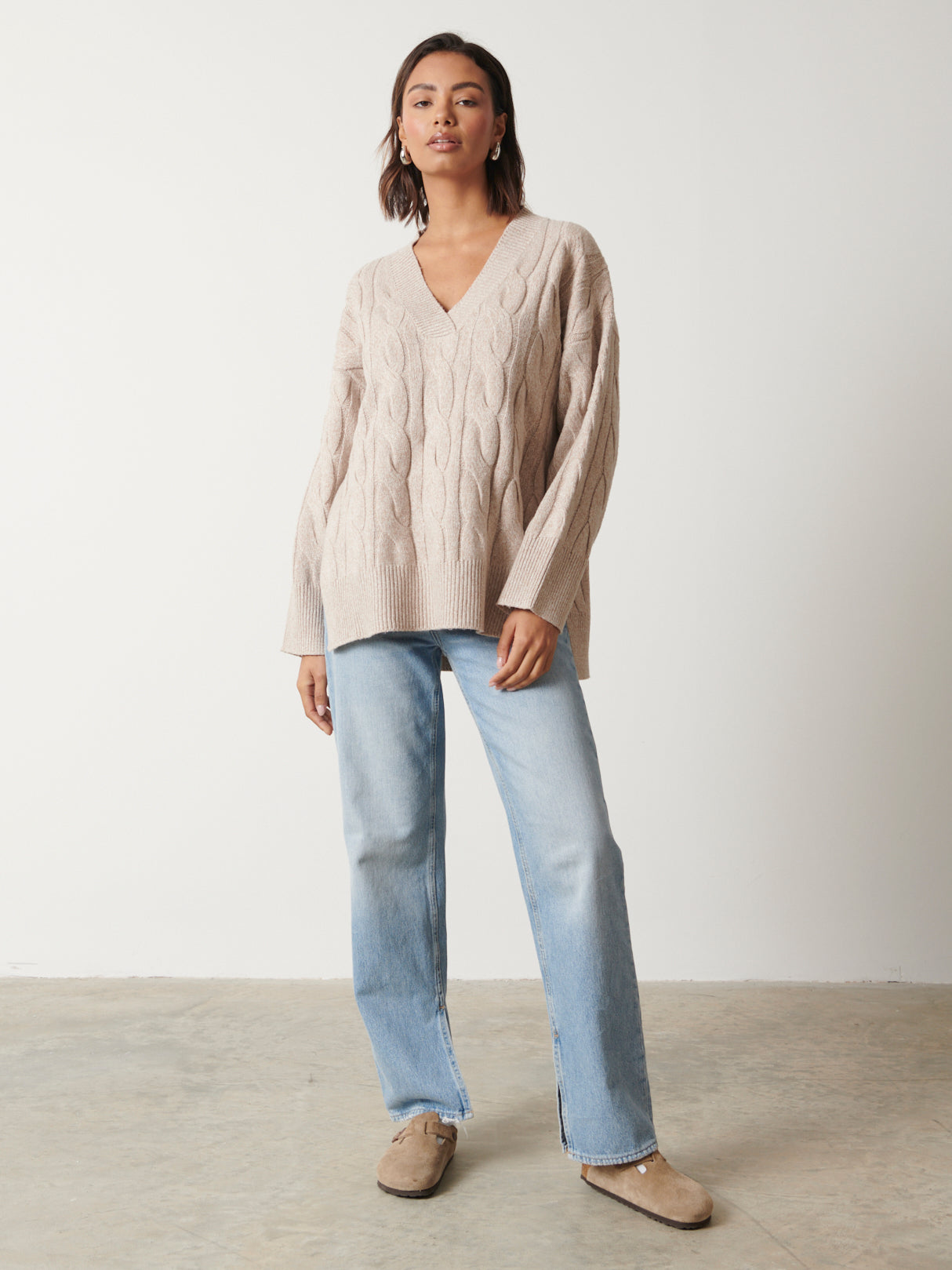 Ashlie Cable Knit V Neck Jumper - Beige