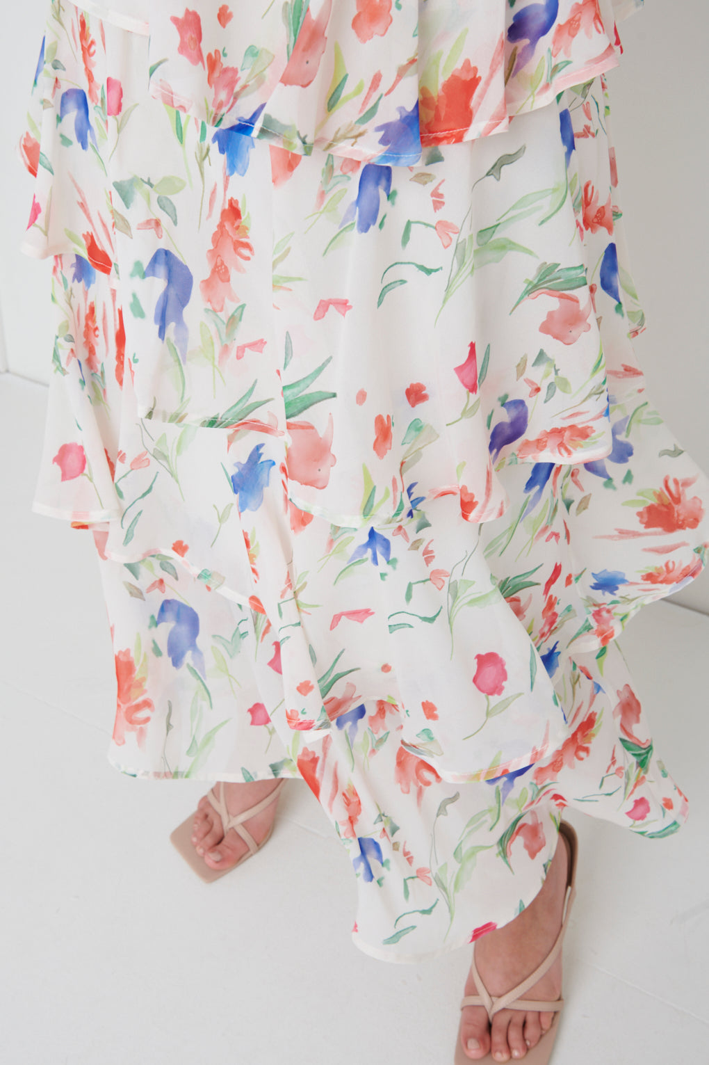 Robe mi-longue à volants Ashton Curve - Dainty Floral