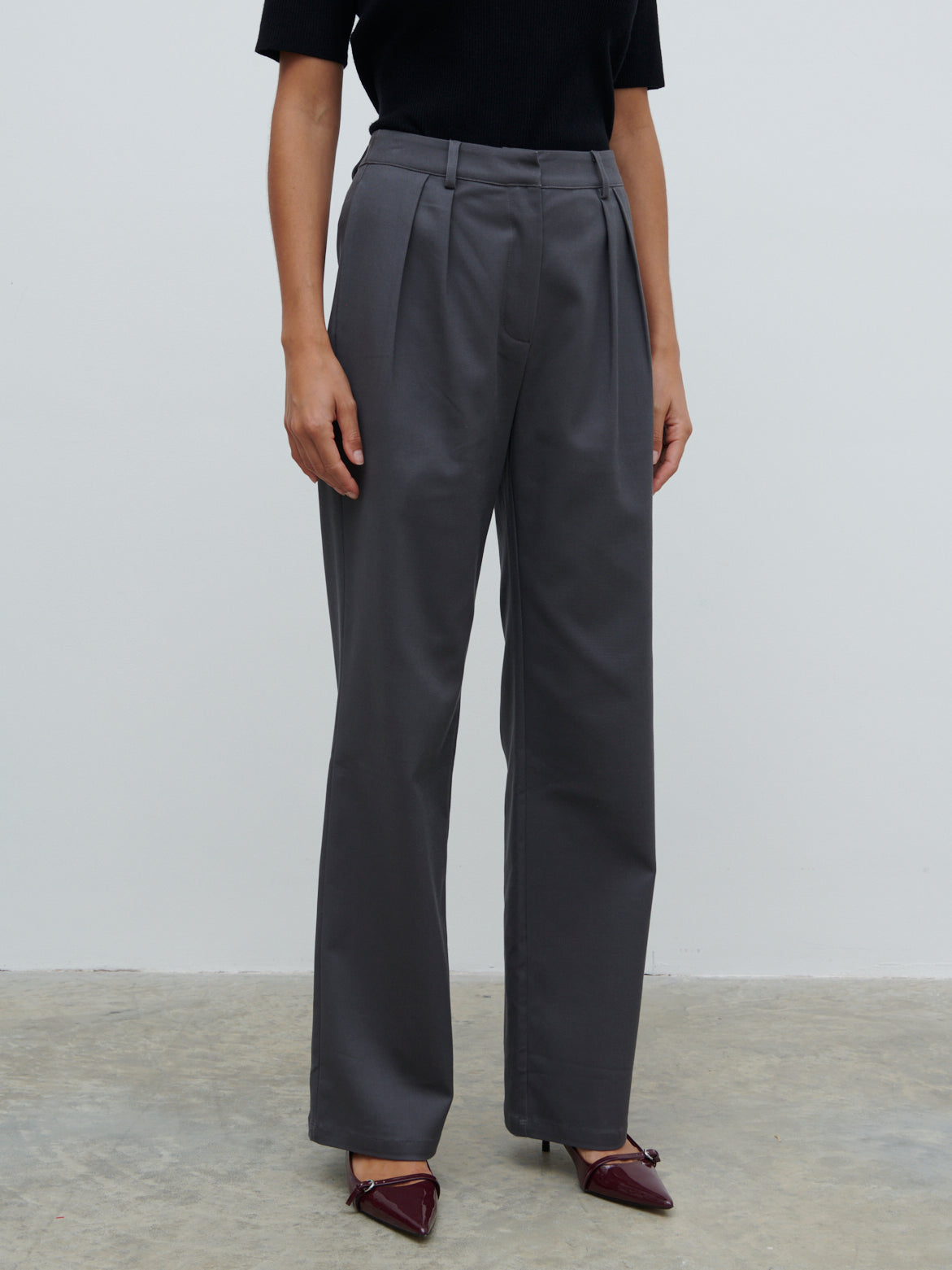 Brady Front Pleat Trousers - Graphite Grey