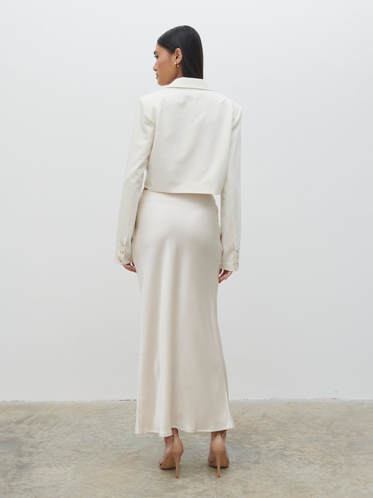 Breya Cropped Blazer Oyster – Pretty Lavish1