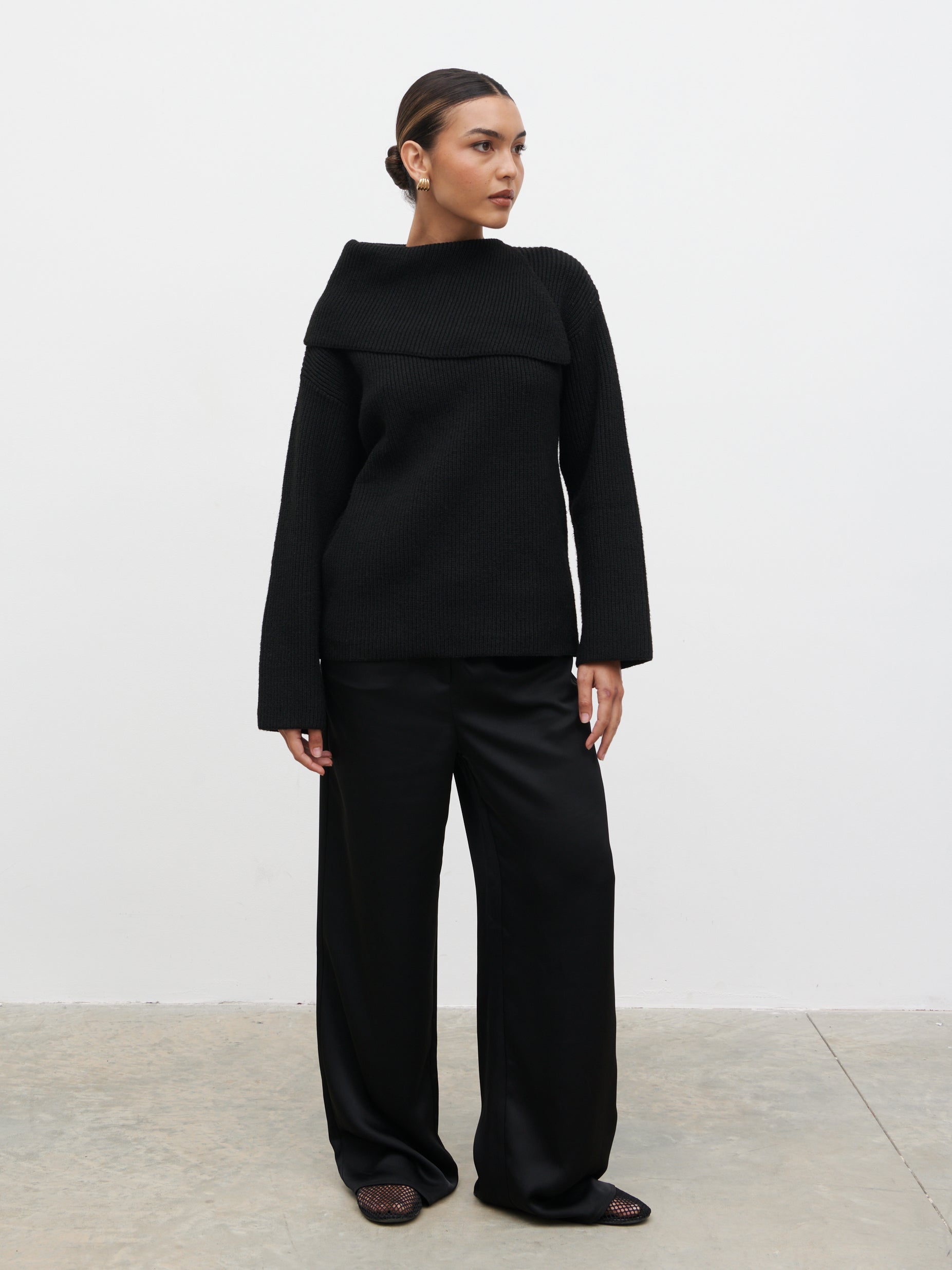 Cassandra Split Collar Knit Jumper - Black – Pretty Lavish