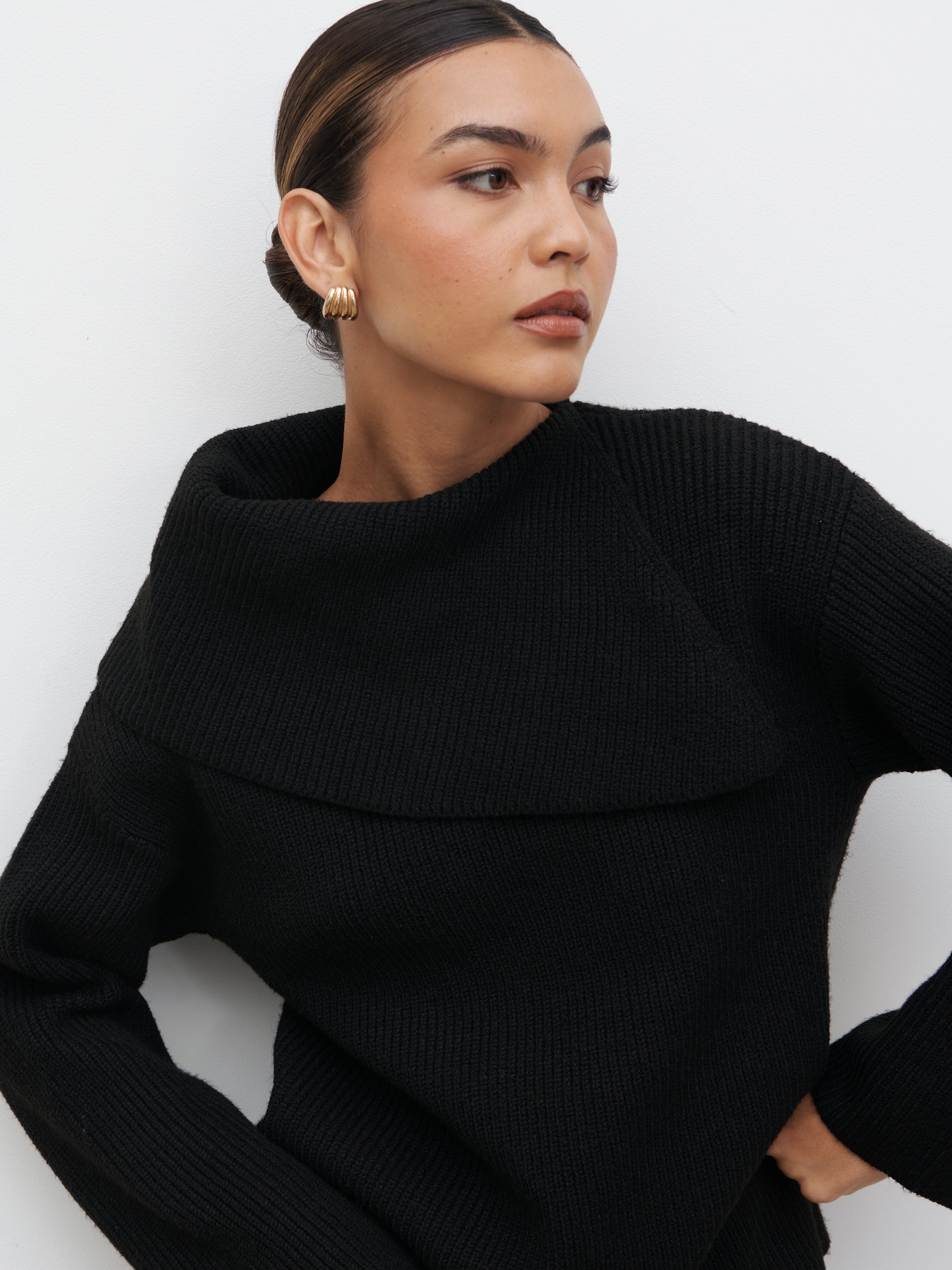 Cassandra Split Collar Knit Jumper - Black – Pretty Lavish
