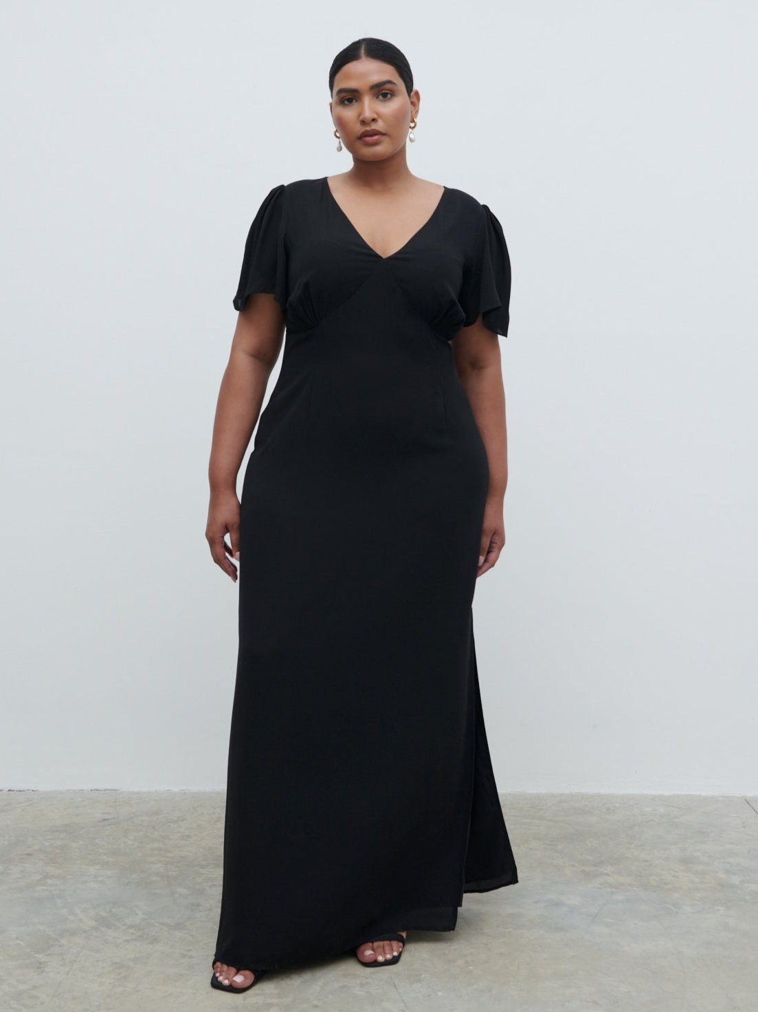 Edie Chiffon Maxi Bridesmaid Dress Curve - Black