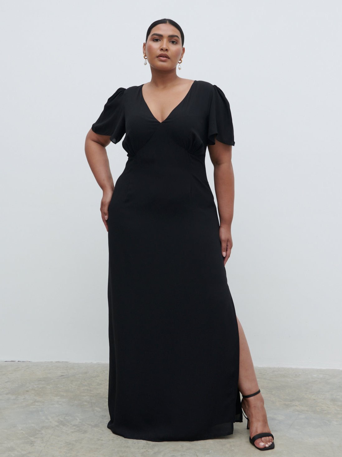 Edie Chiffon Maxi Bridesmaid Dress Curve - Black