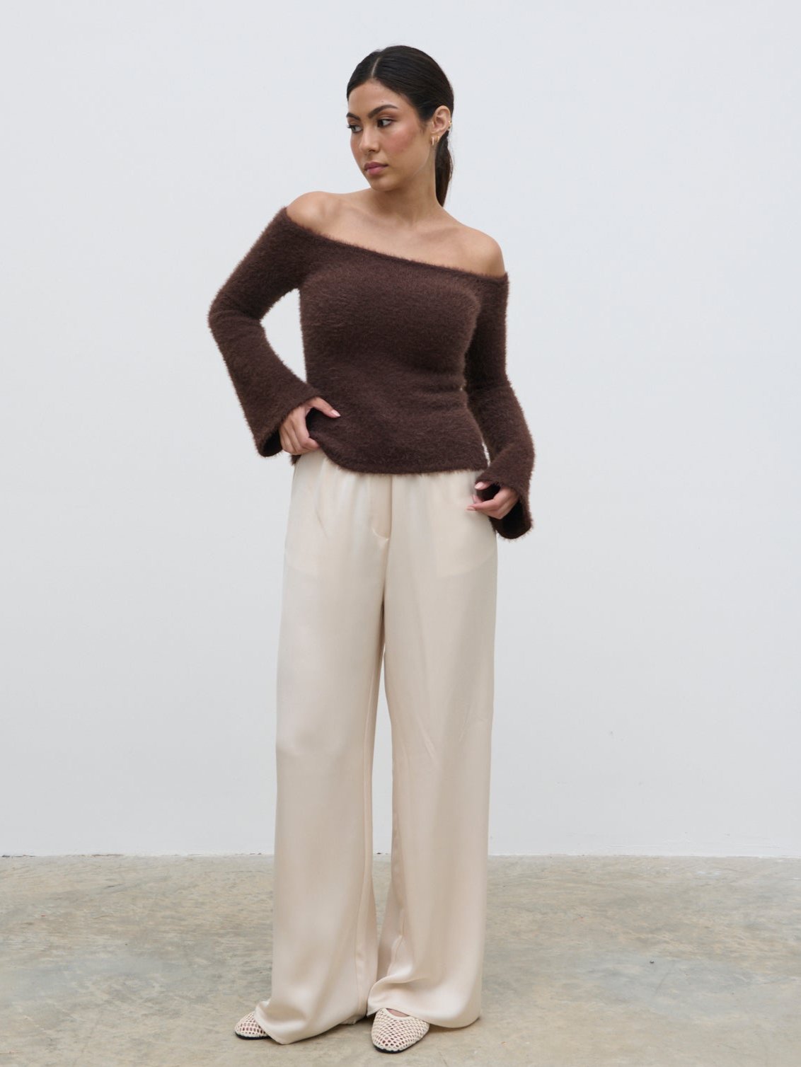 Erika Bardot Fluffy Knit Top - Chocolate