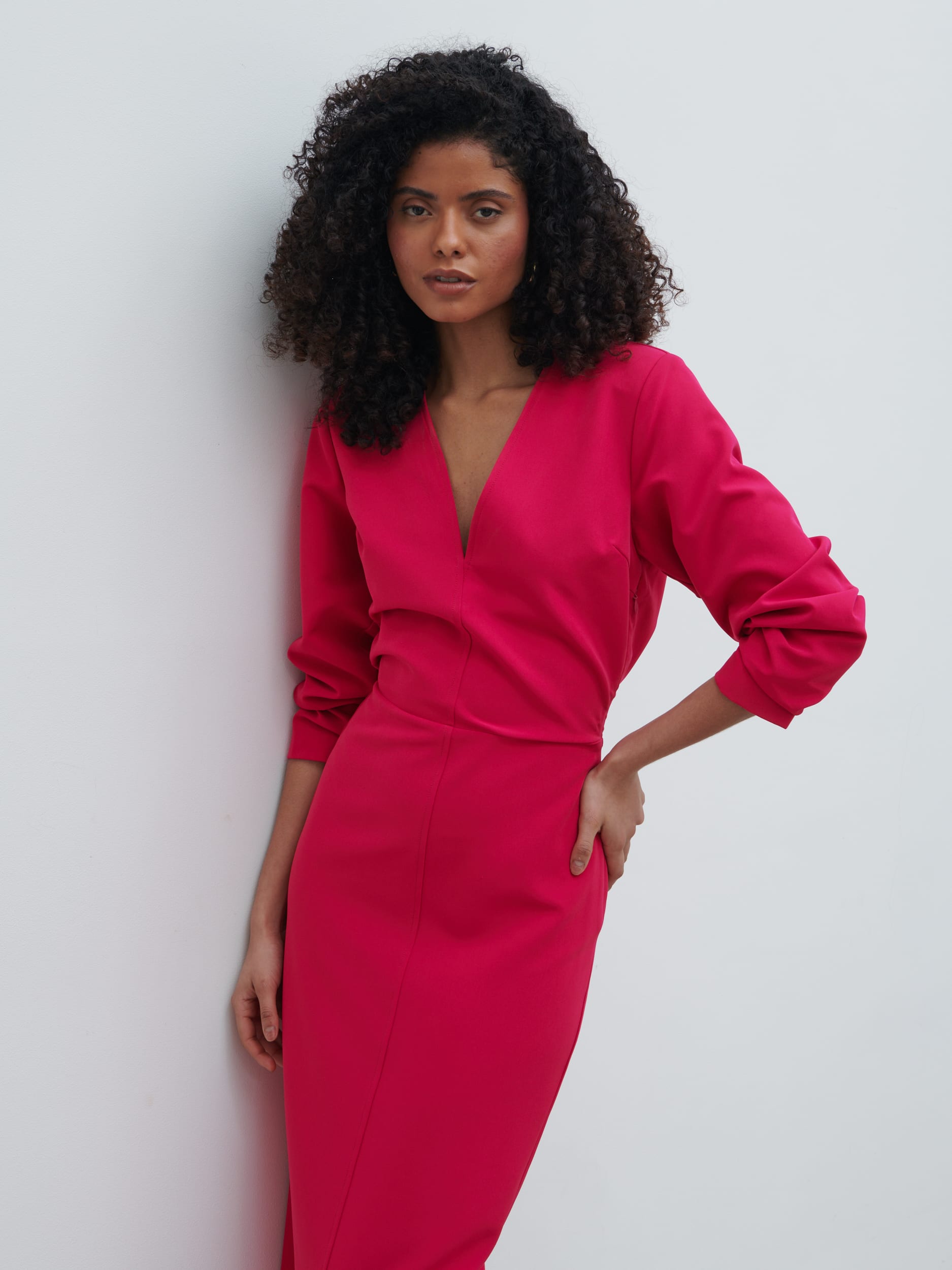 Escala V-Neck Maxi Dress - Fuchsia Pretty Lavish Escala V-Neck Maxi Dress - Fuchsia Pretty Lavish