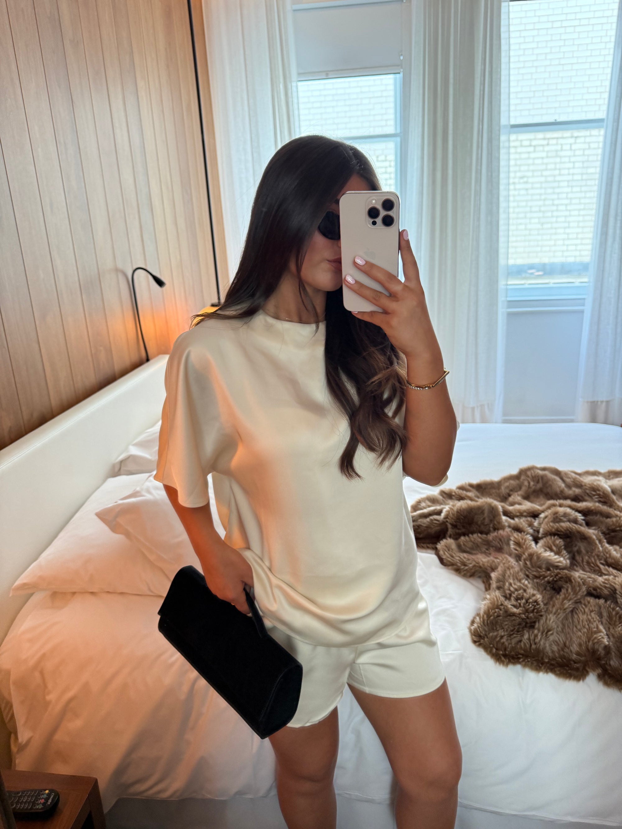 Breya Boxy Satin T shirt Oyster