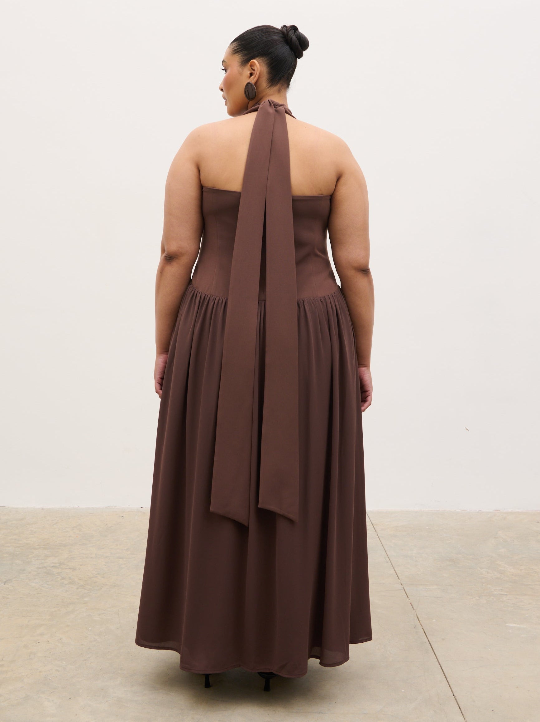 Isadora Drop Waist Maxi Dress Curve - Chocolate Brown Pretty Lavish Isadora Drop Waist Maxi Dress Curve - Chocolate Brown Pretty Lavish