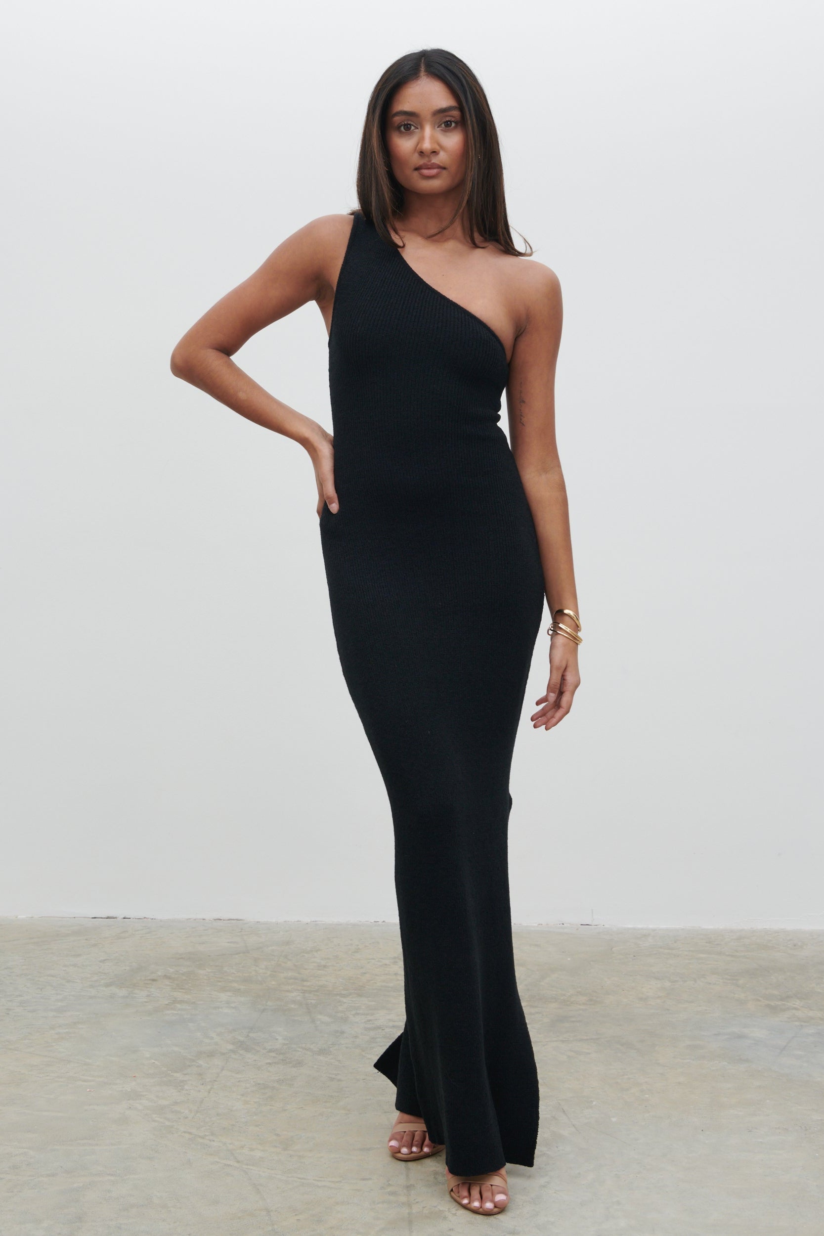 Juno One Shoulder Knit Maxi Dress Black – Pretty Lavish