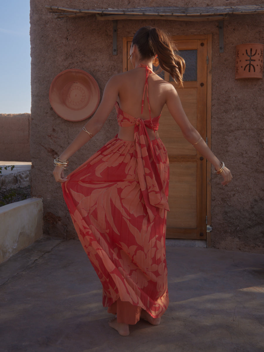 Lucie Cut Out Maxi Dress Red and Beige Floral – Pretty Lavish