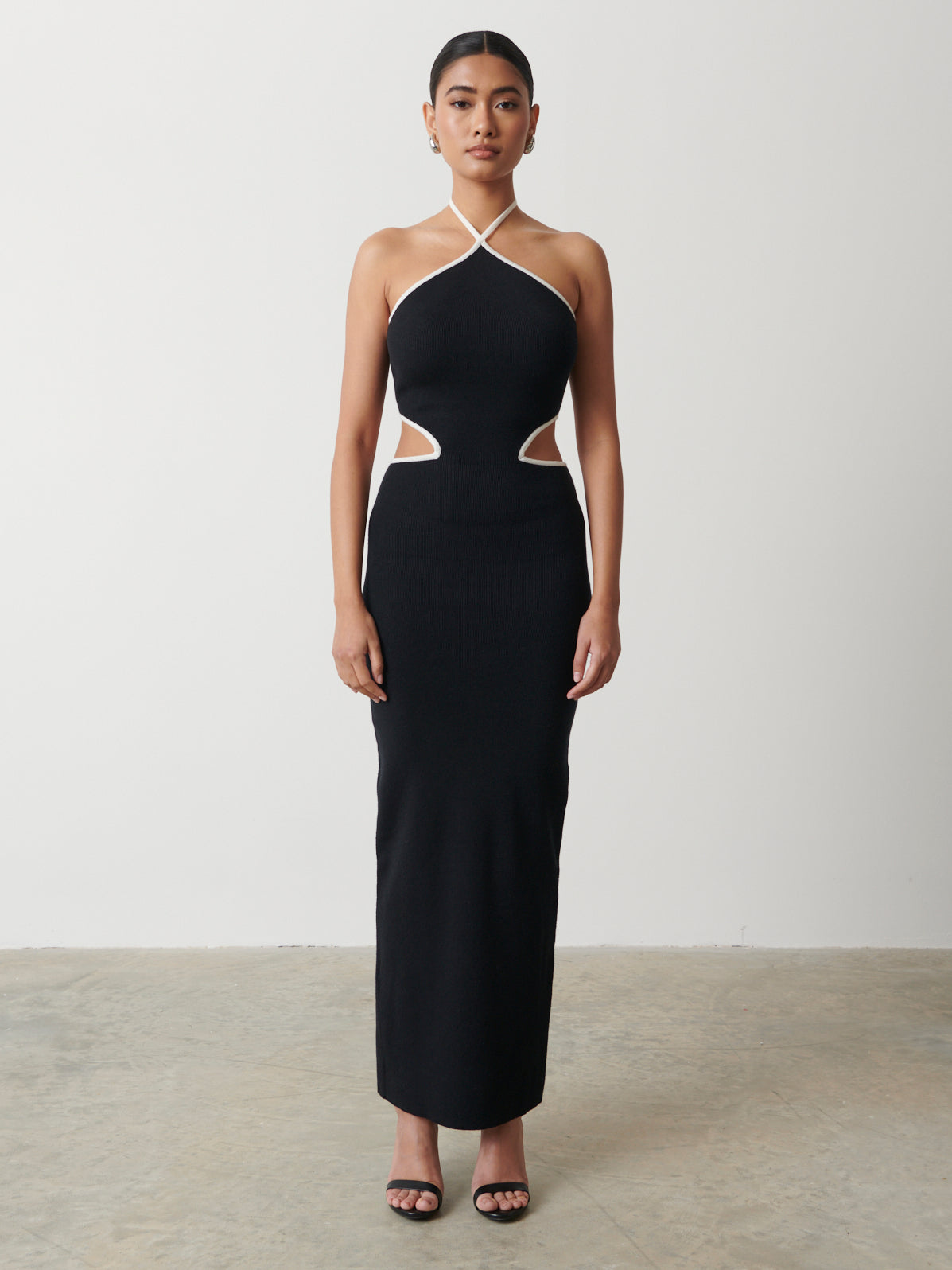 Marla Contrast Trim Maxi Dress - Black