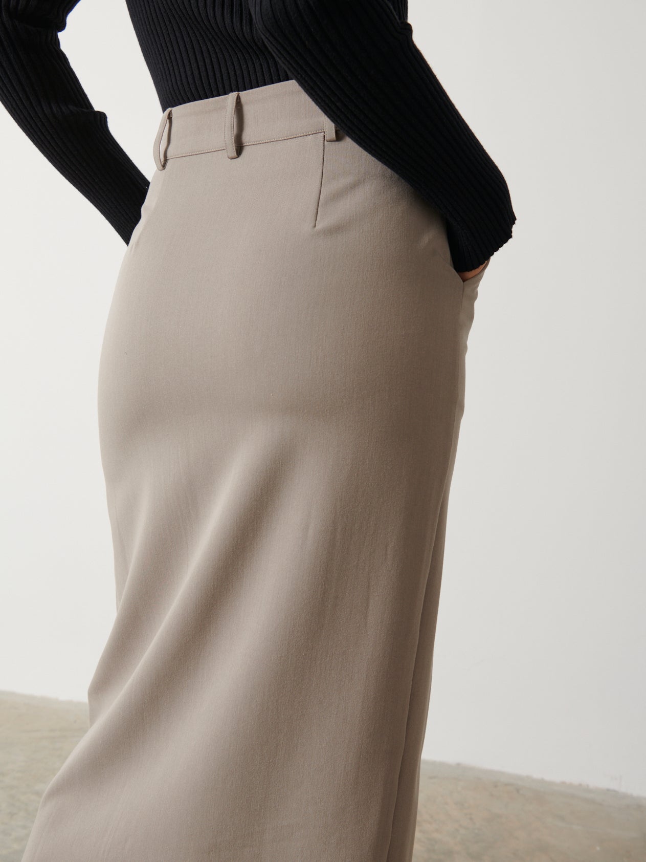 Frankie Tailored Midaxi Skirt - Grey Taupe