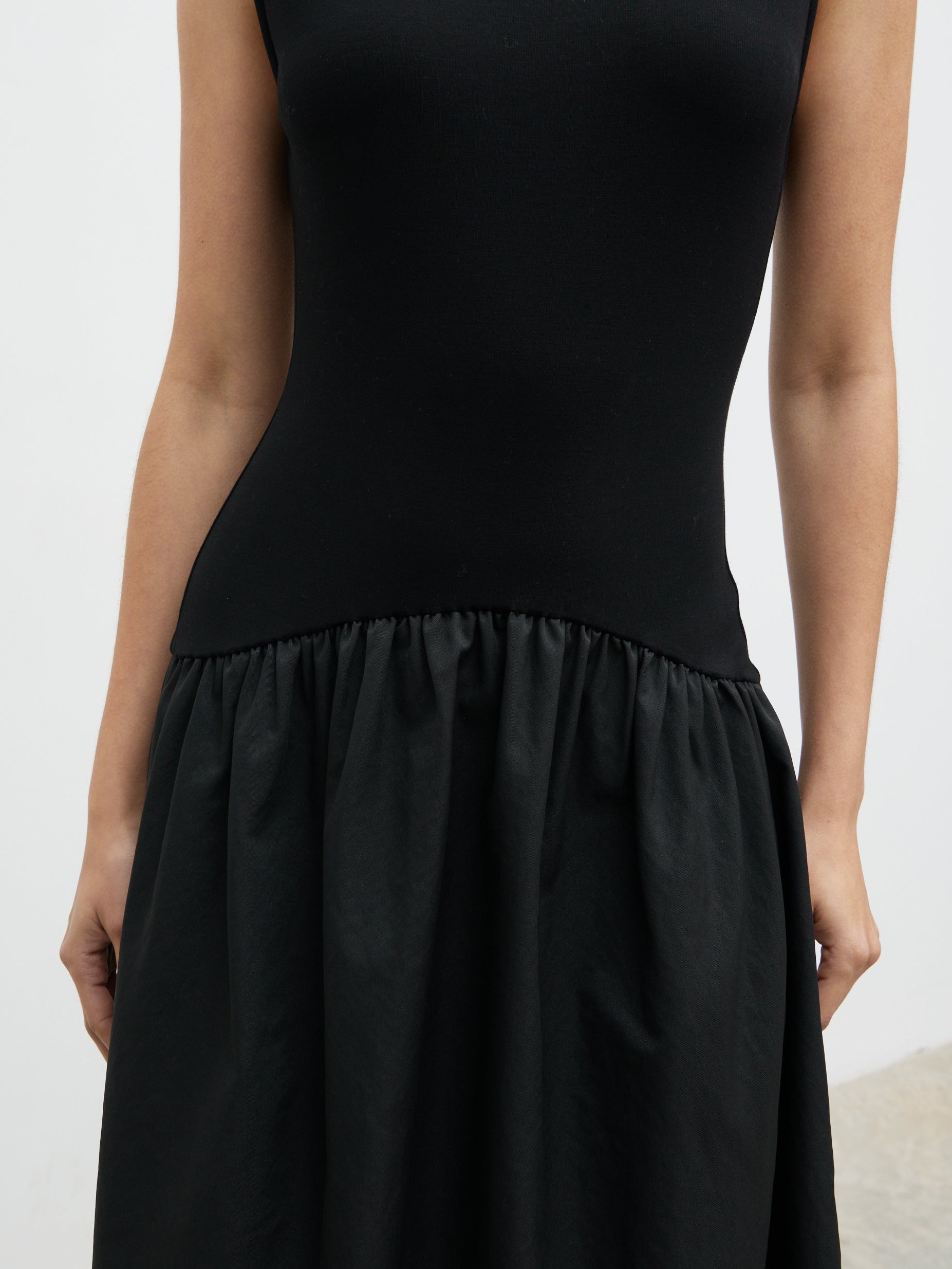 Does The Geek Bar Pulse X Have Nicotine Valentina Layered Bra-Detail  Fishtail Midaxi Dress in Black Dresses | Petite Drop Waist Square Neck  Midaxi Dress | boohoo