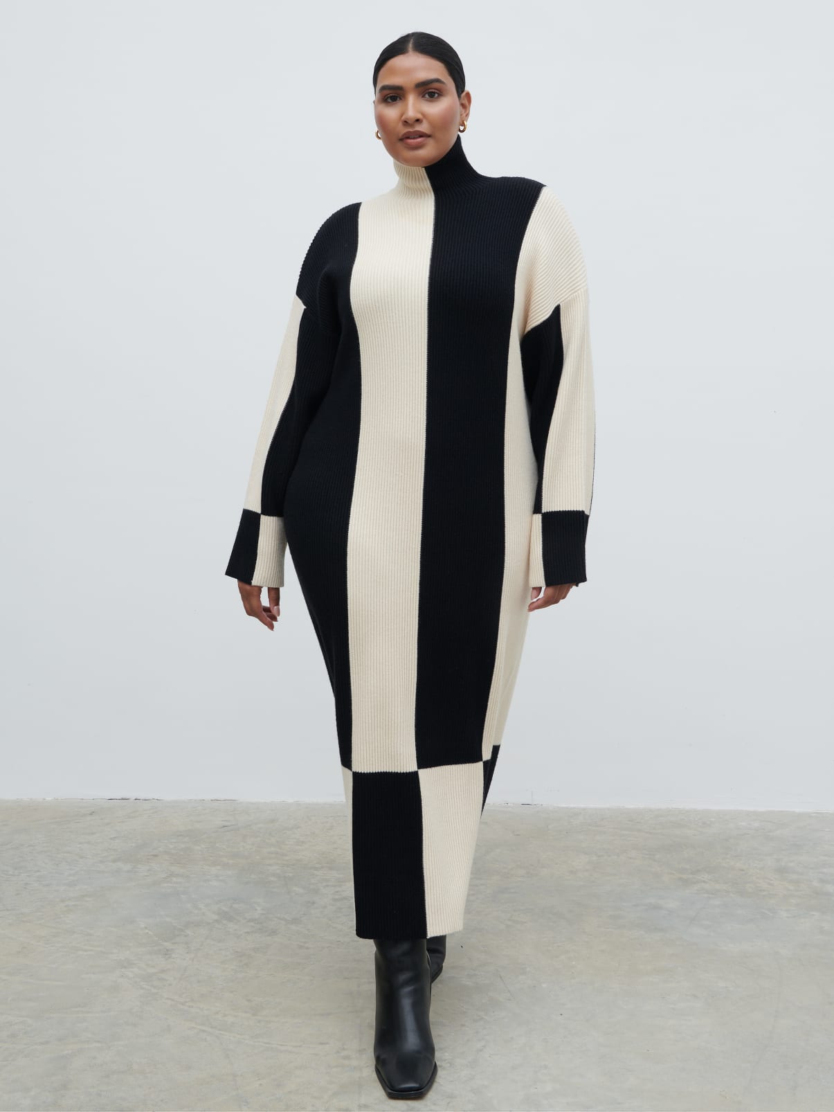 Nayah High Funnel Neck Knit Dress Curve