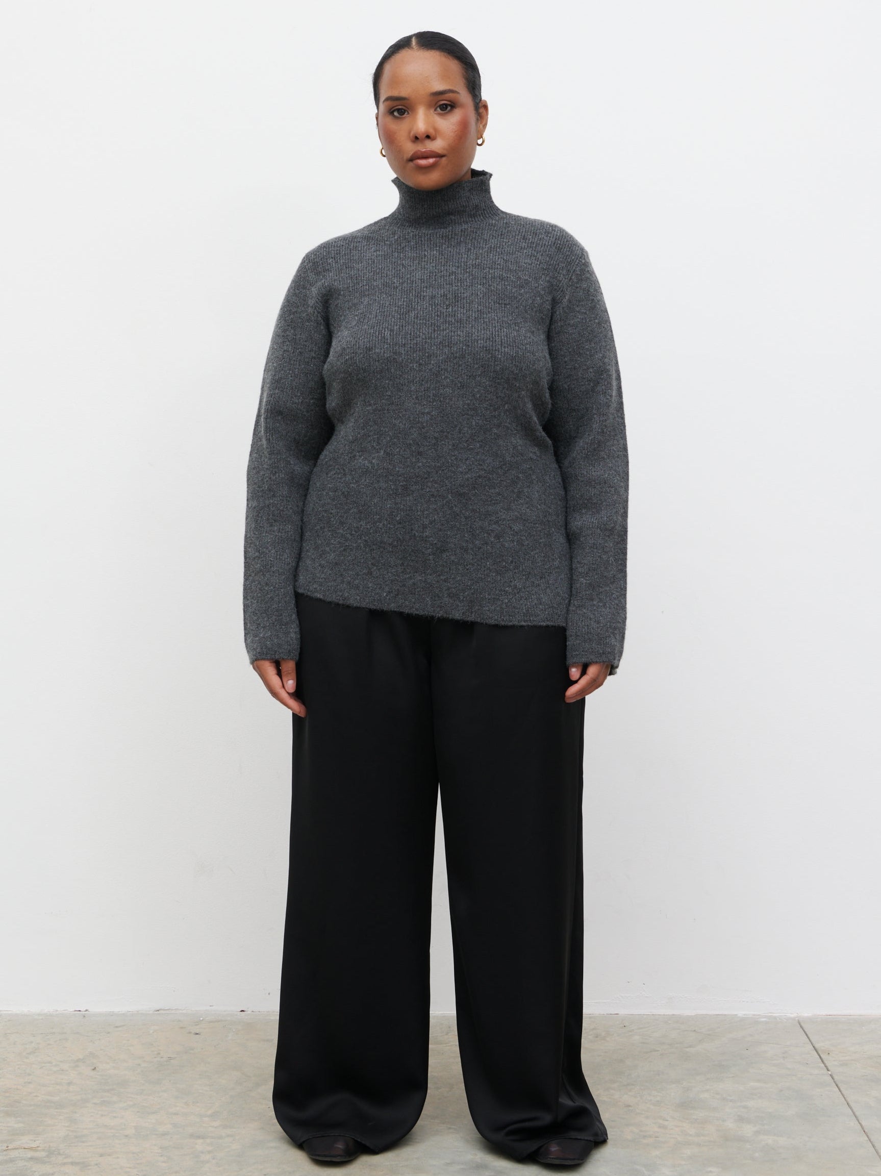 Odyssey Line Knit Jumper Curve