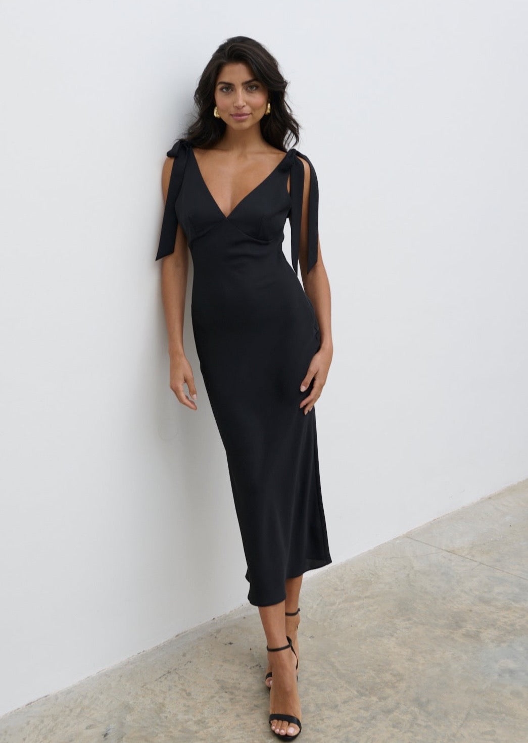 Piper Tie Midaxi Dress Black – Pretty Lavish - Main Image