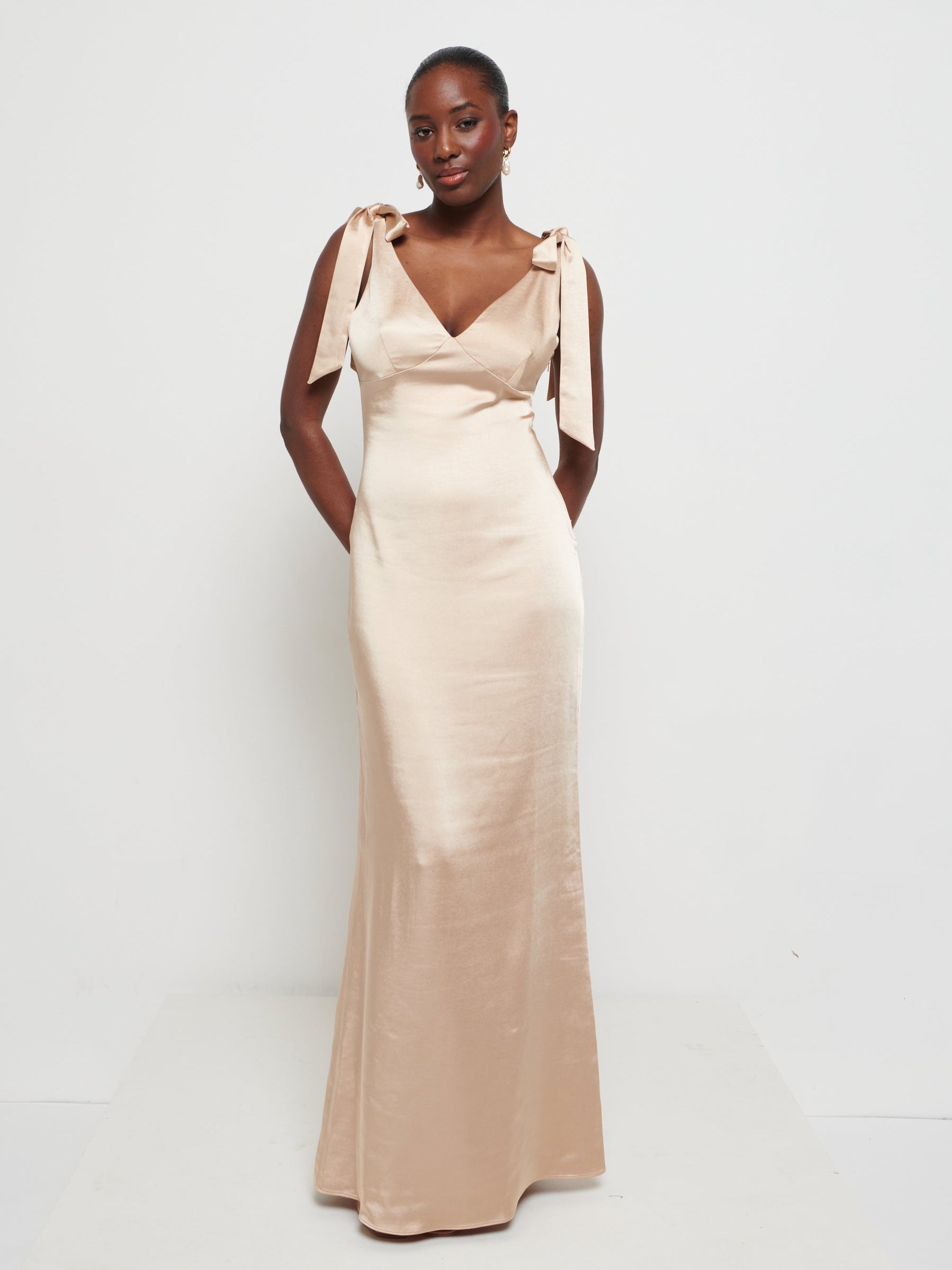 cocktail dresses weddings Bbonlinedress Women Halter Dress Formal Wedding Guest Prom Ruffled Maxi Hi-Lo Homecoming Teens Dress Blush XS Zapaka Women Dusty Sage Size:W40/L34 House of Cavani For work