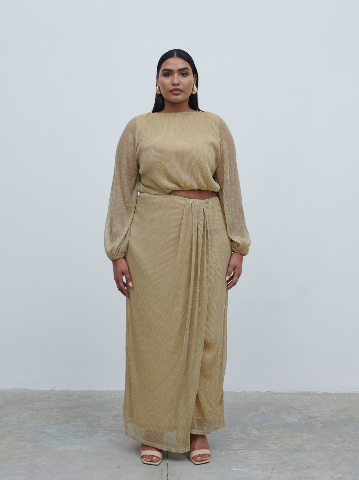 Rae Cut Out Maxi Dress Curve - Metallic Gold