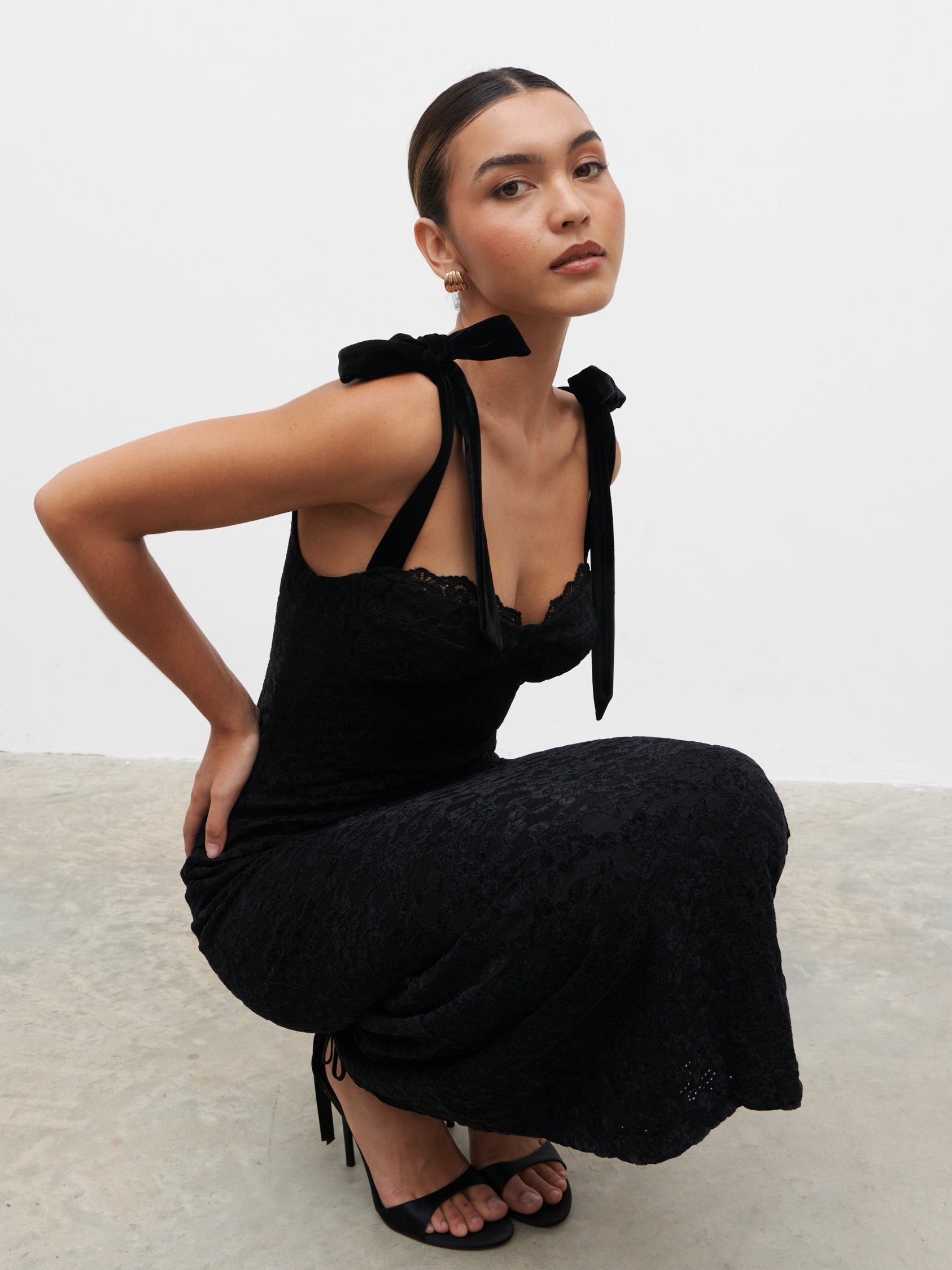 Serephina Lace Midaxi Dress - Black Pretty Lavish Serephina Lace Midaxi Dress - Black Pretty Lavish
