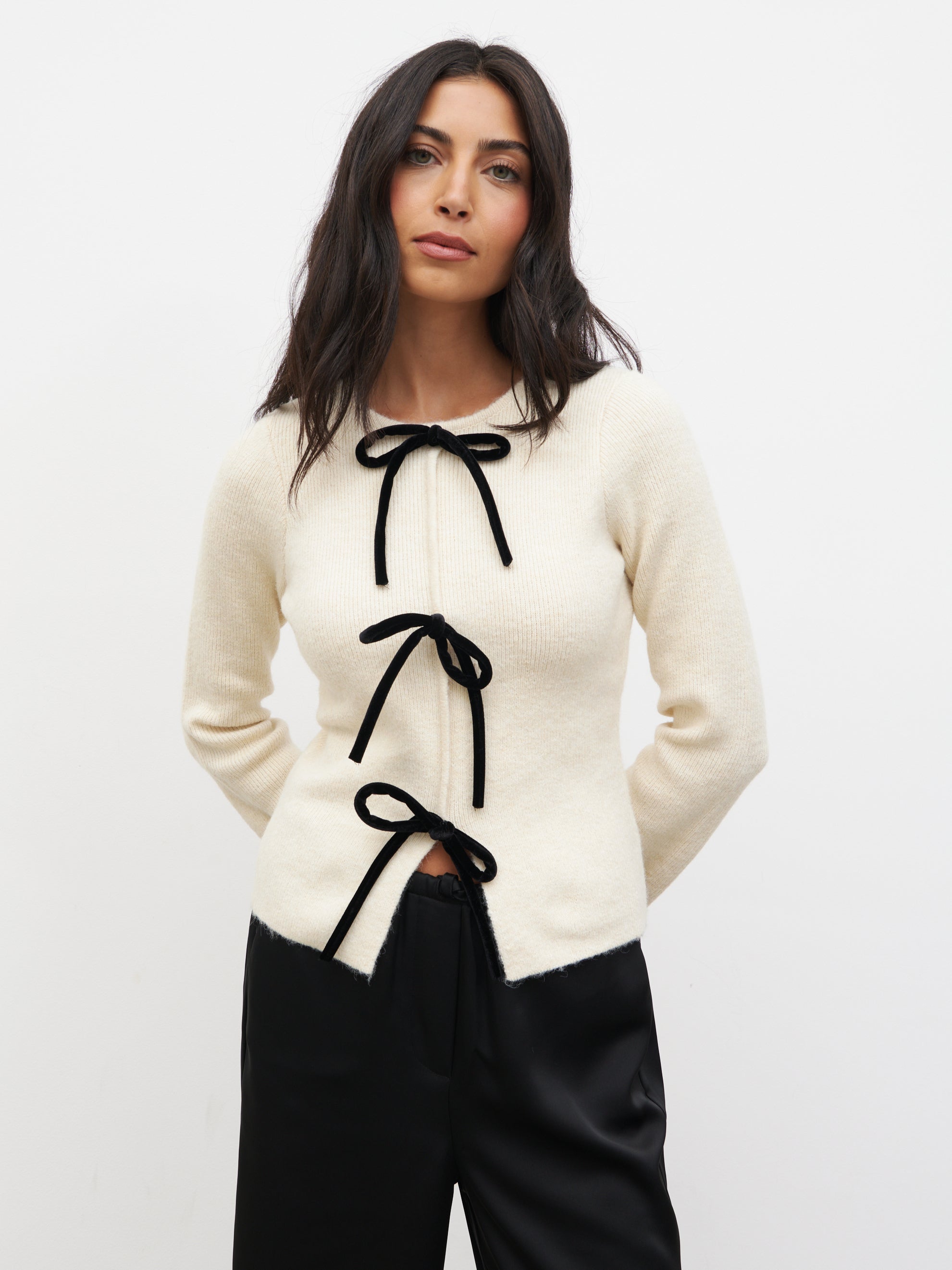 Sophia Bow Tie Front Knit Top Cream