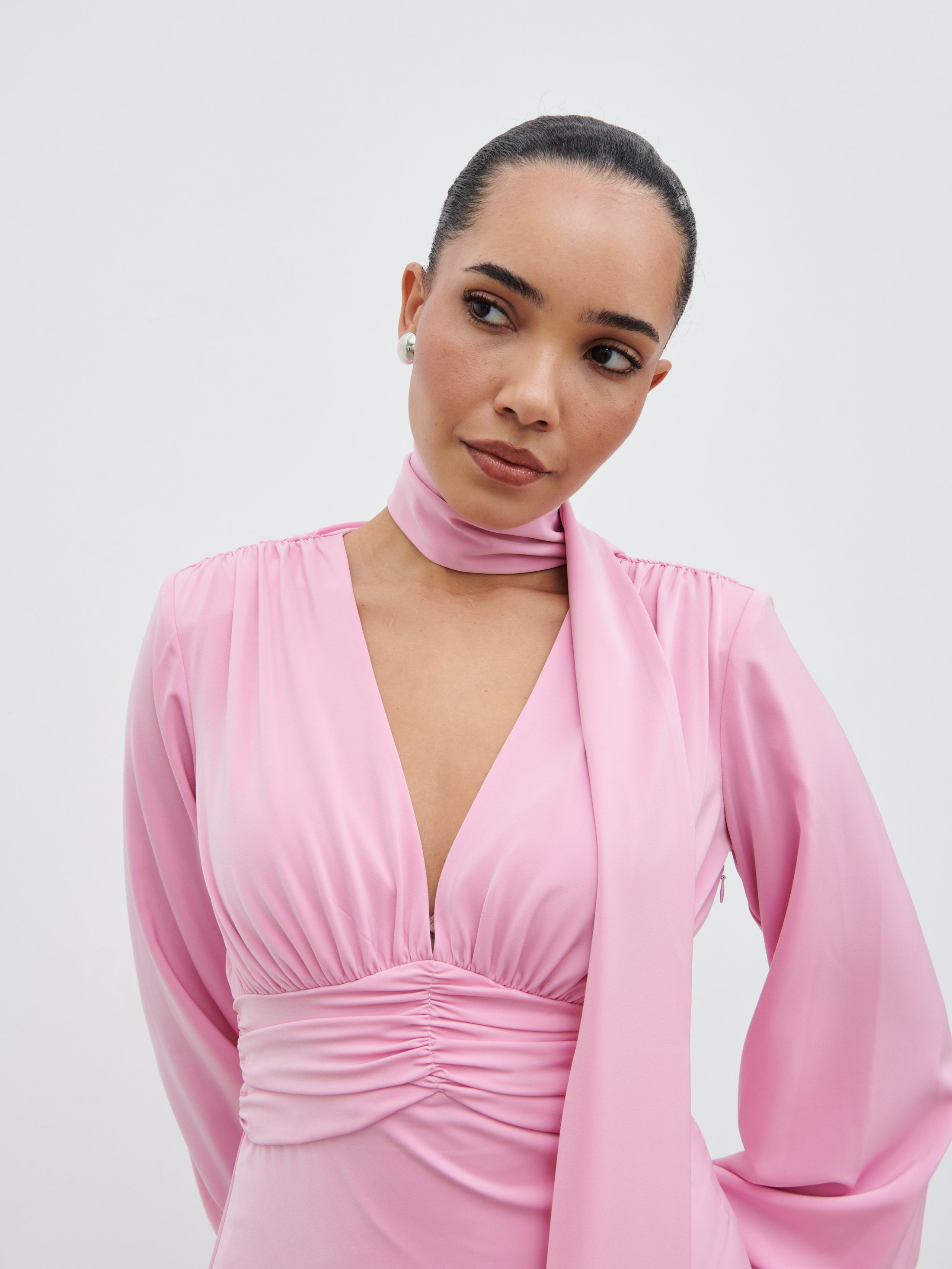 strapless open back dress Victoria Long Sleeve Maxi Dress