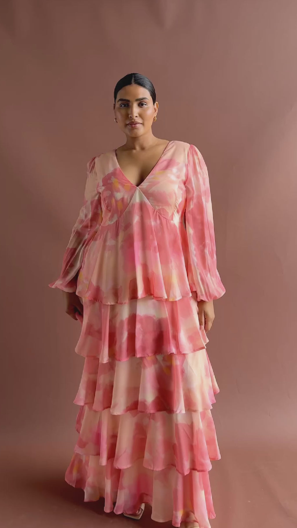 Souki Is 5'8" & Wears Size UK XL|Ashton Ruffle Maxi Dress Curve - Dusky Rose Watercolour