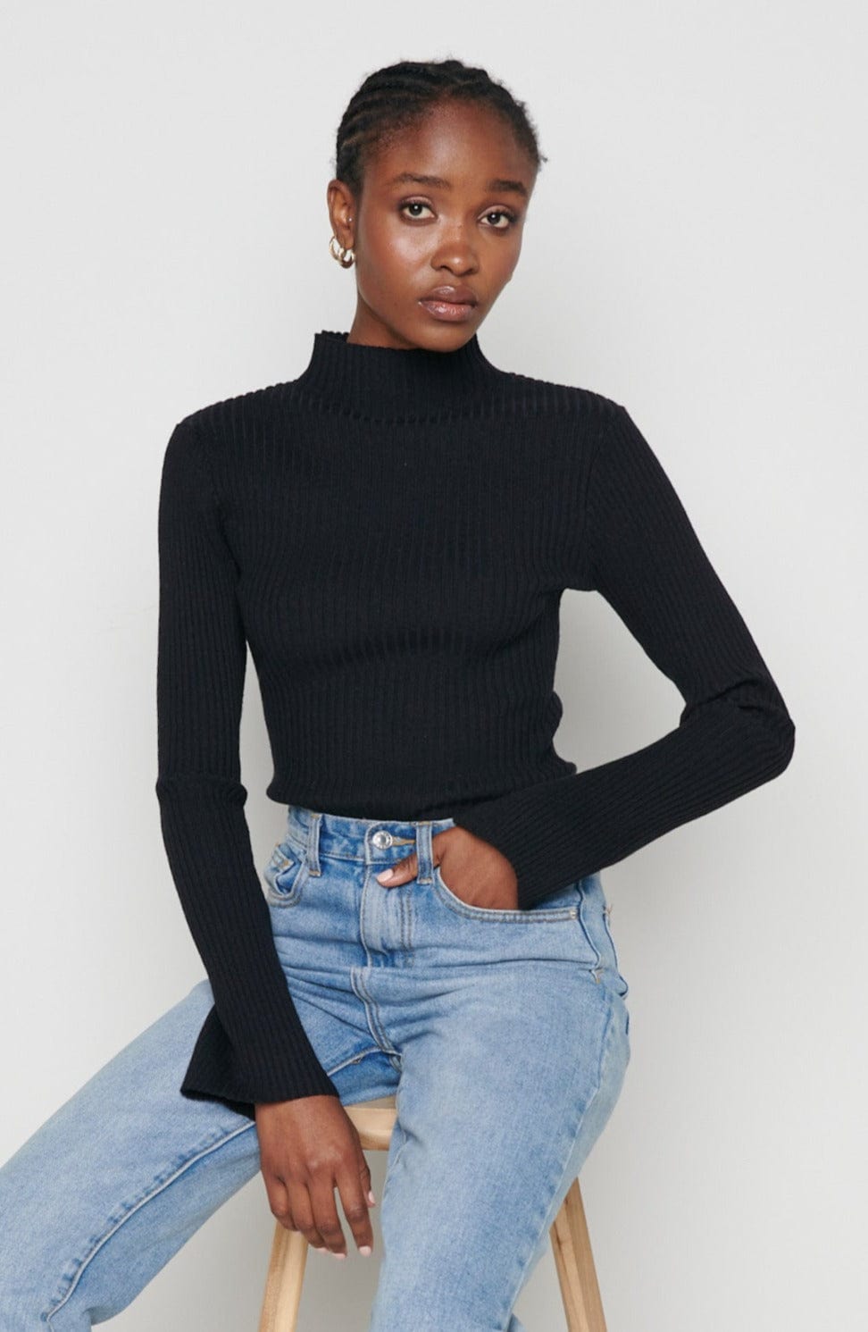 Abbey Ribbed Grown Neck Top - Black