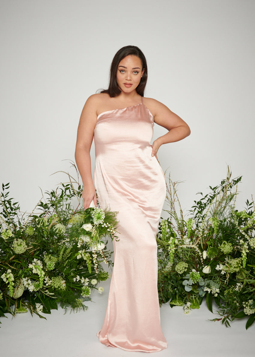 Amelia Maxi Bridesmaid Dress Curve - Matte True Blush