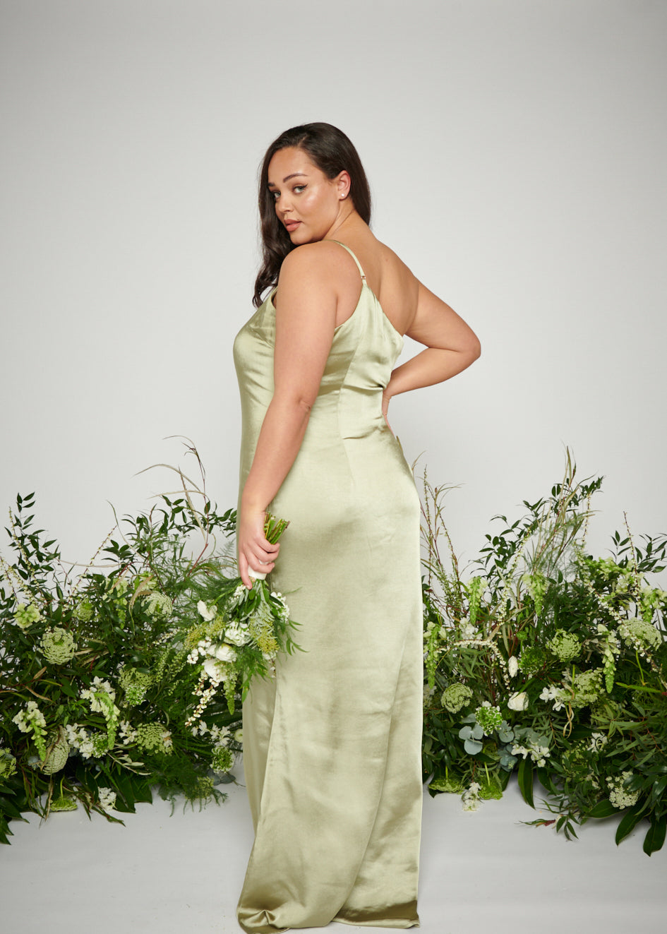 Amelia Maxi Bridesmaid Dress Curve - Matte Olive