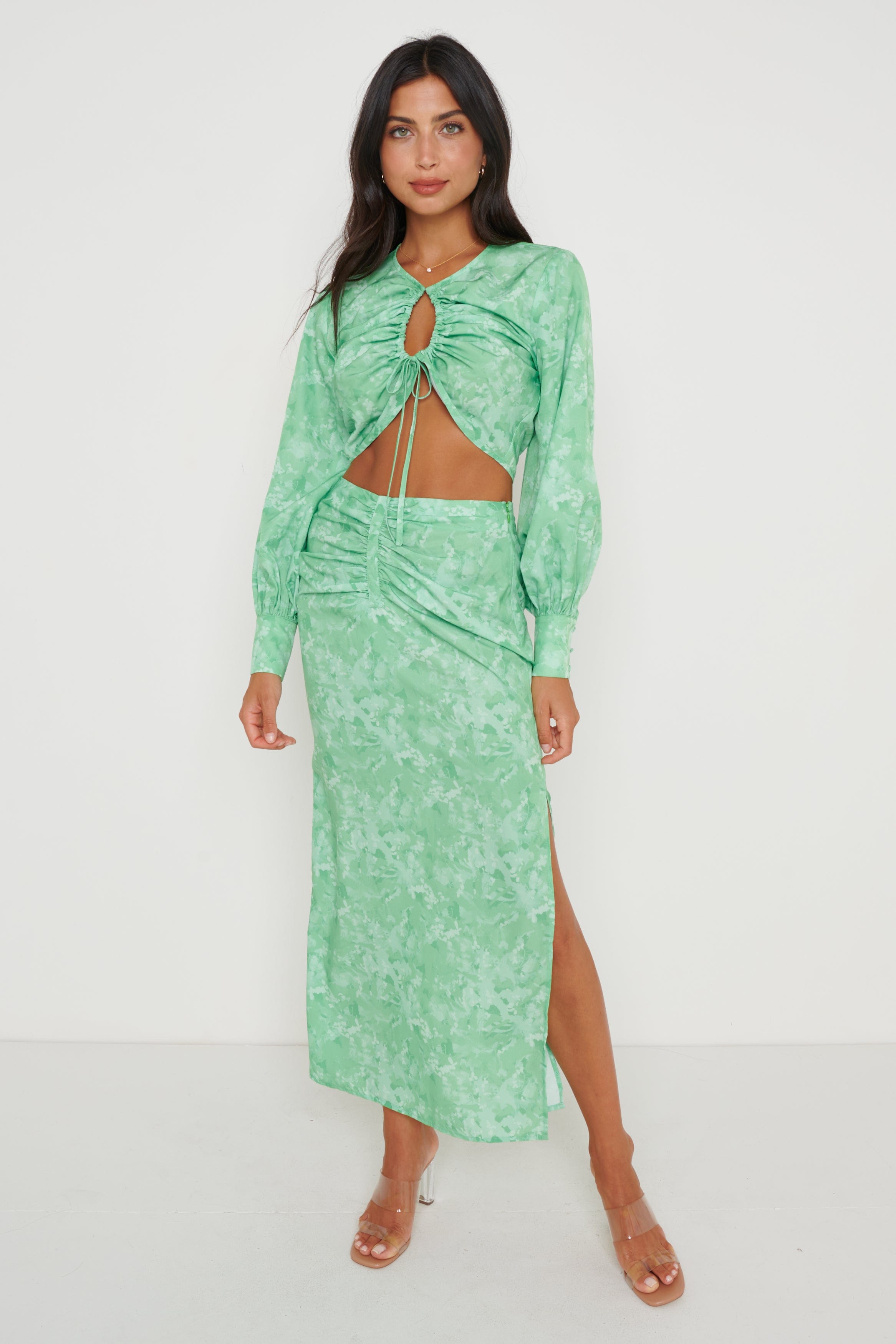 Bec Ruched Waist Midaxi Skirt - Green Abstract Floral