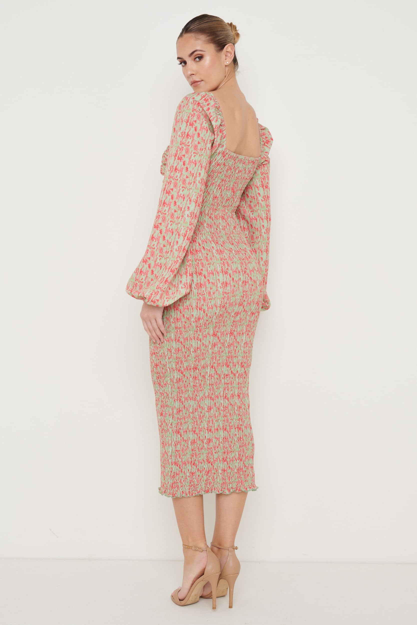 Delilah Sweetheart Neck Shirred Dress - Abstract Spot