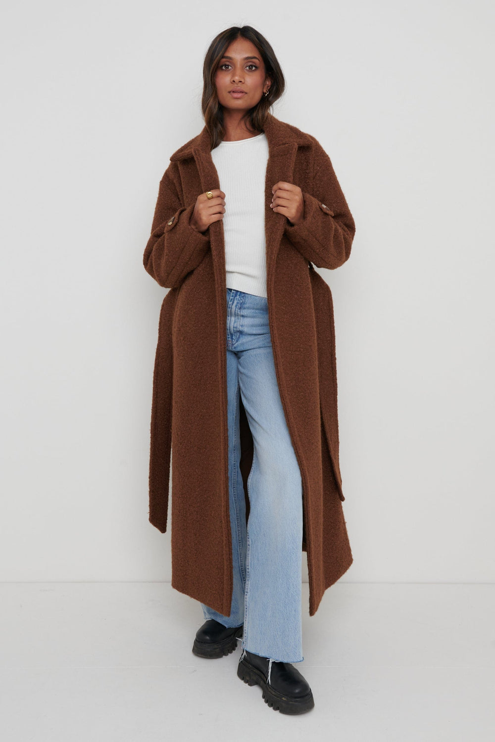 Grayson Boucle Oversized Coat - Brown – Pretty Lavish