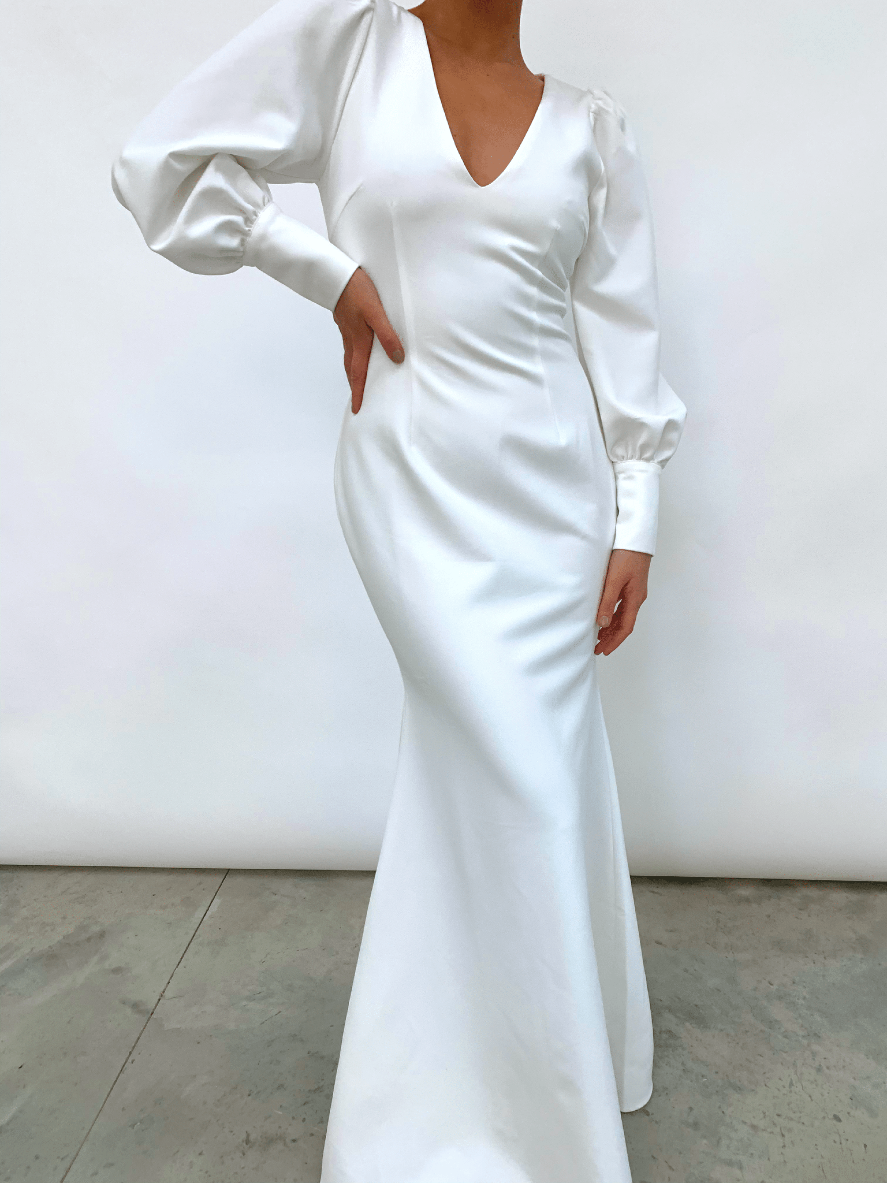 Kate Plunge Maxi Dress - White Crepe (4810380574813)