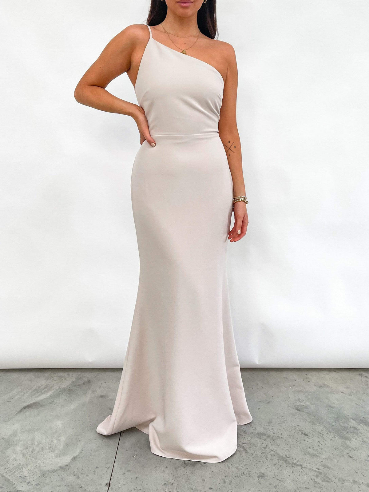 Amelia Maxi Dress - Crepe Nude – Pretty Lavish