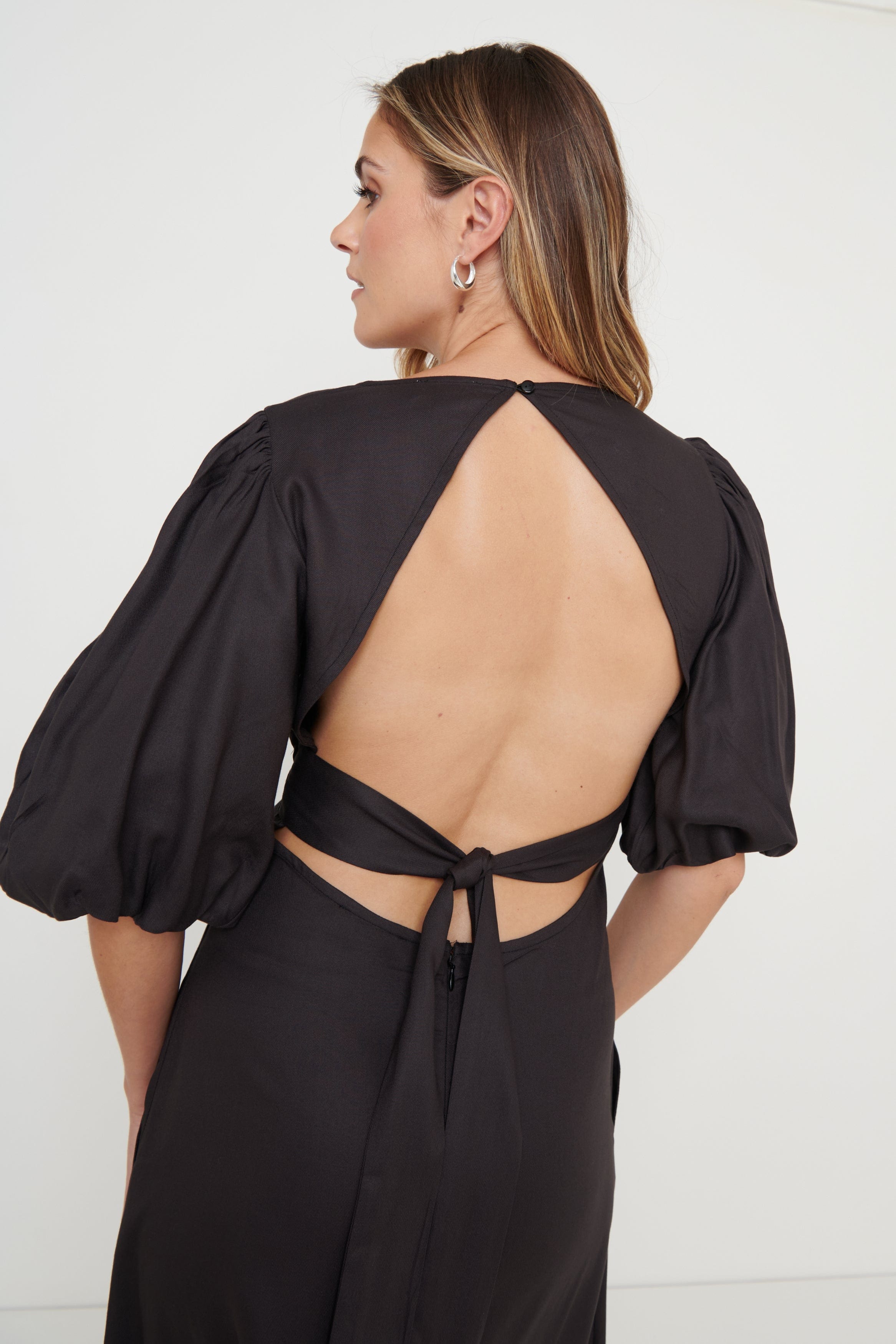 Jeanelle Puff Sleeve Backless Dress - Black