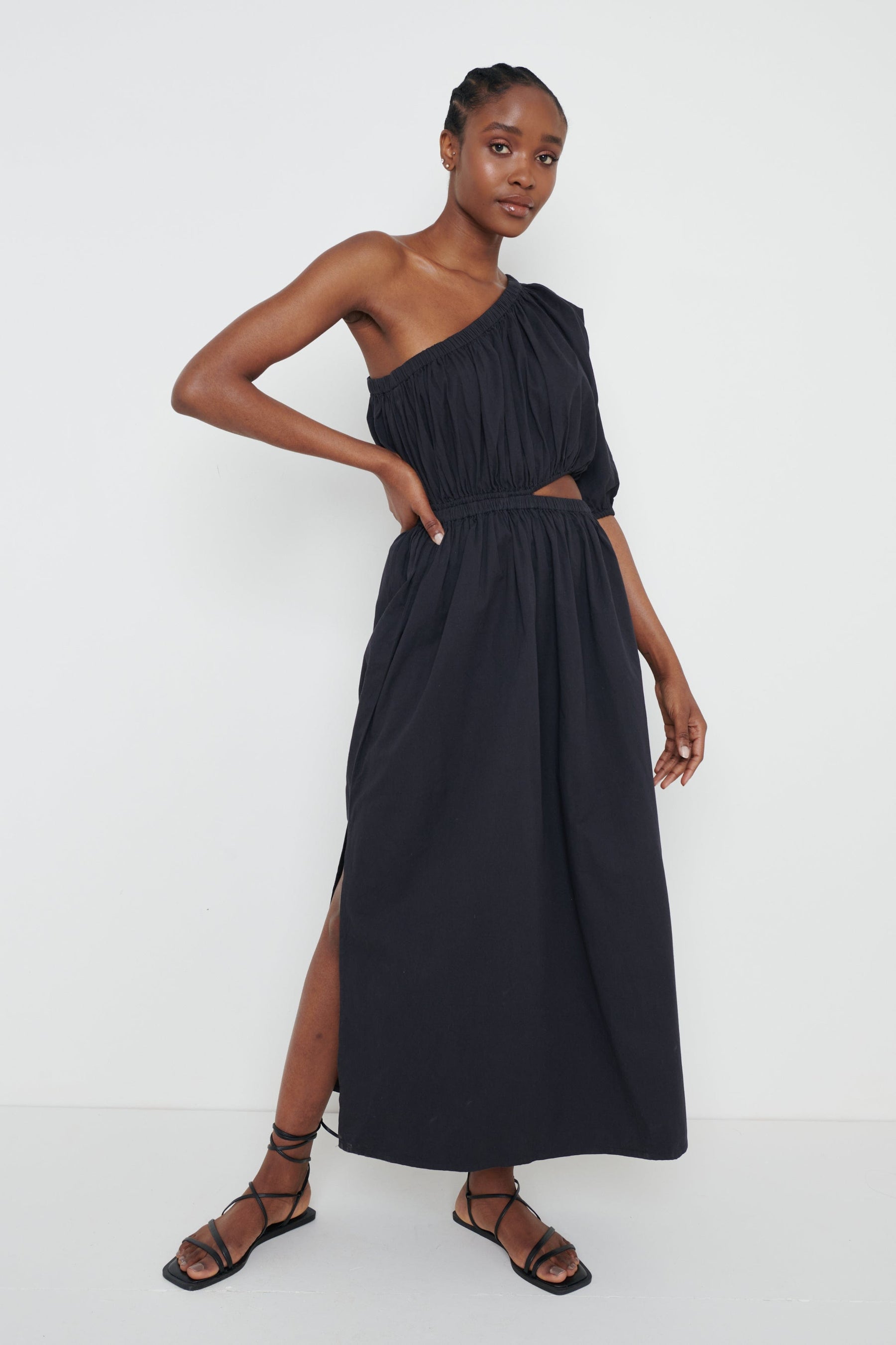 Jude Cut Out Midaxi Dress - Black – Pretty Lavish