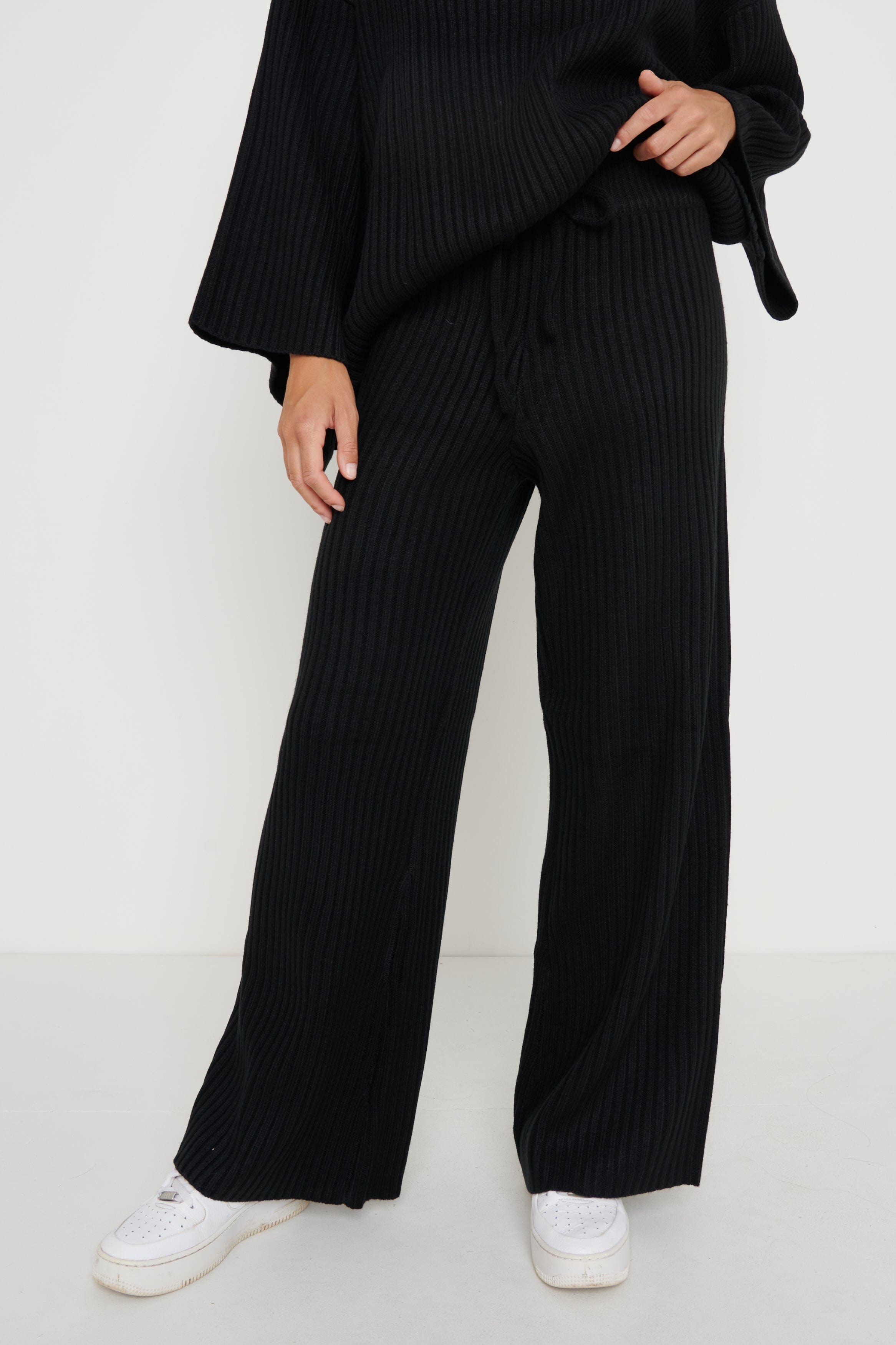 Lina Ribbed Trousers- Black